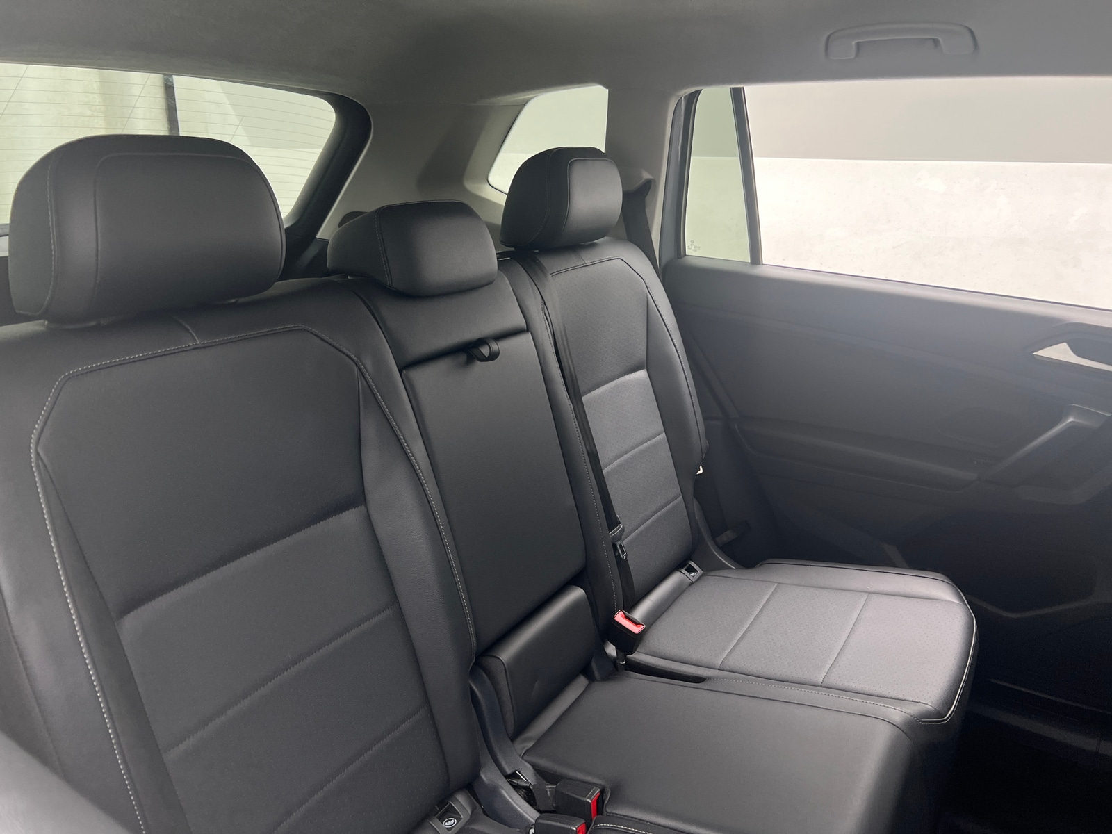 Thumbnail: 2019 Volkswagen Tiguan - 5