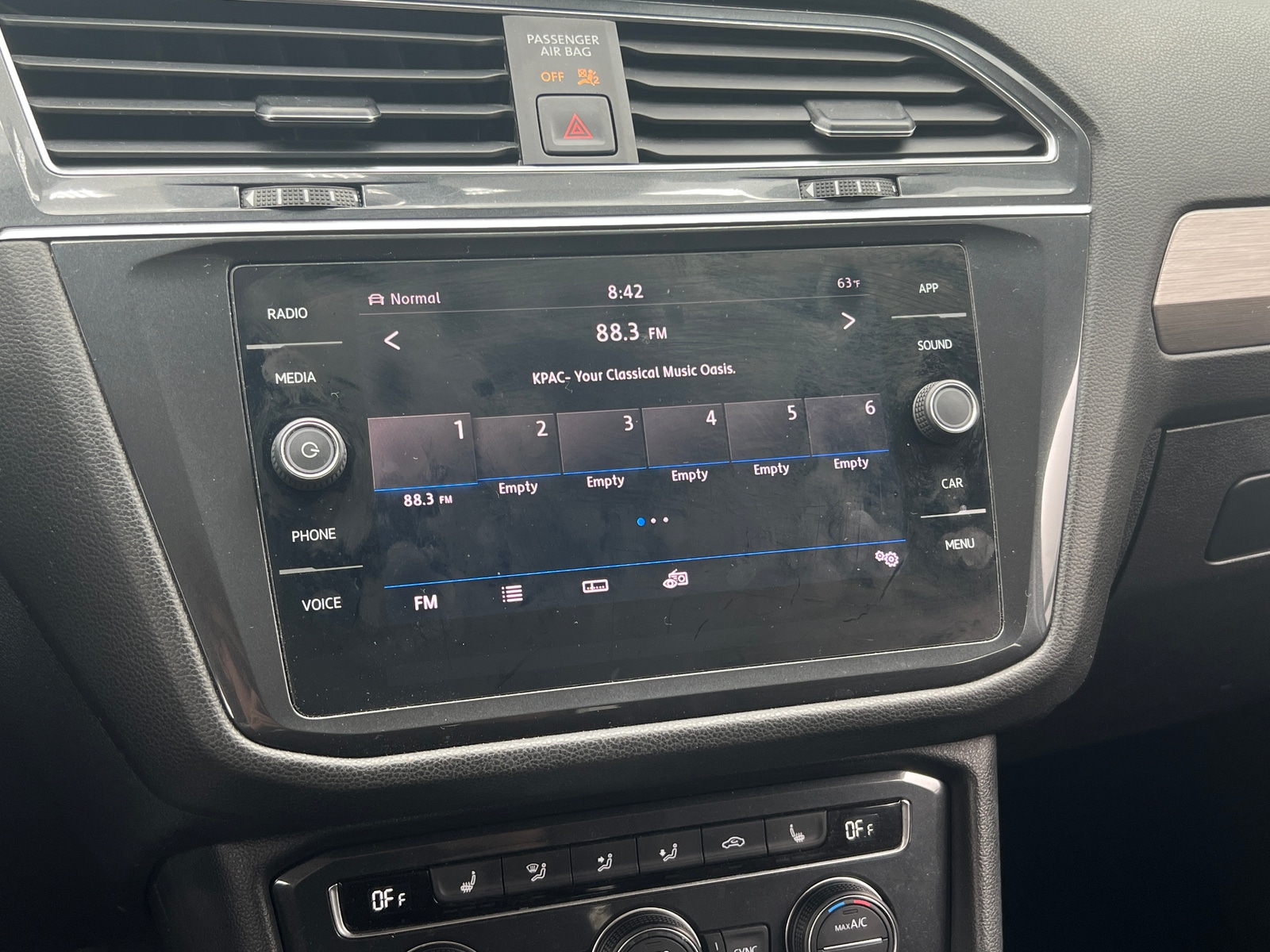 Thumbnail: 2019 Volkswagen Tiguan - 3