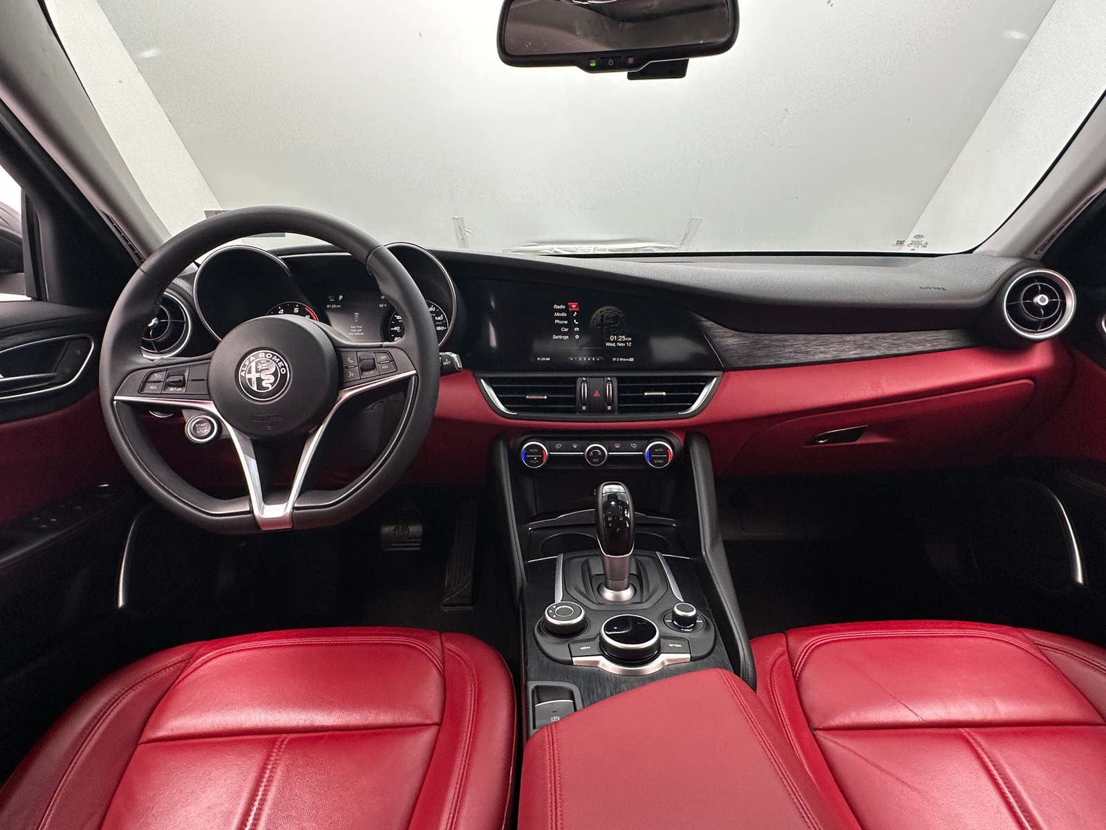 Thumbnail: 2019 Alfa Romeo Giulia - 2