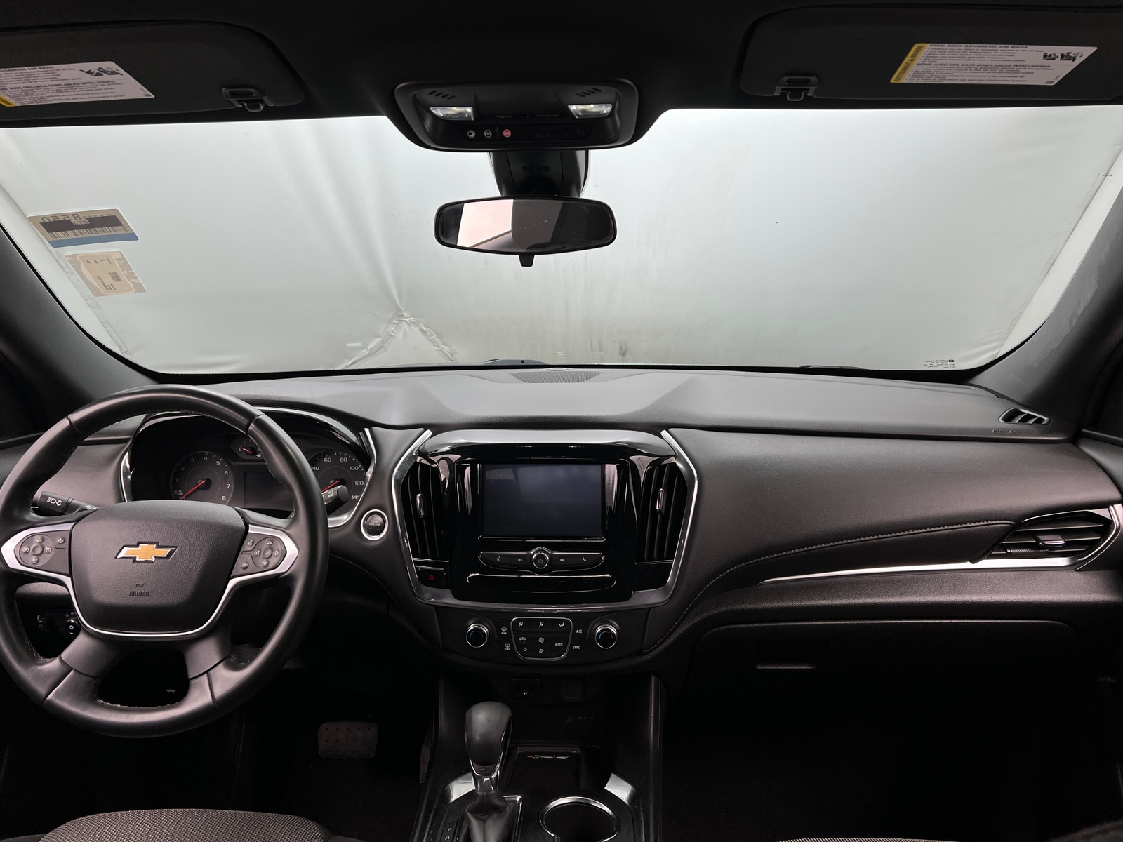 Thumbnail: 2023 Chevrolet Traverse - 2