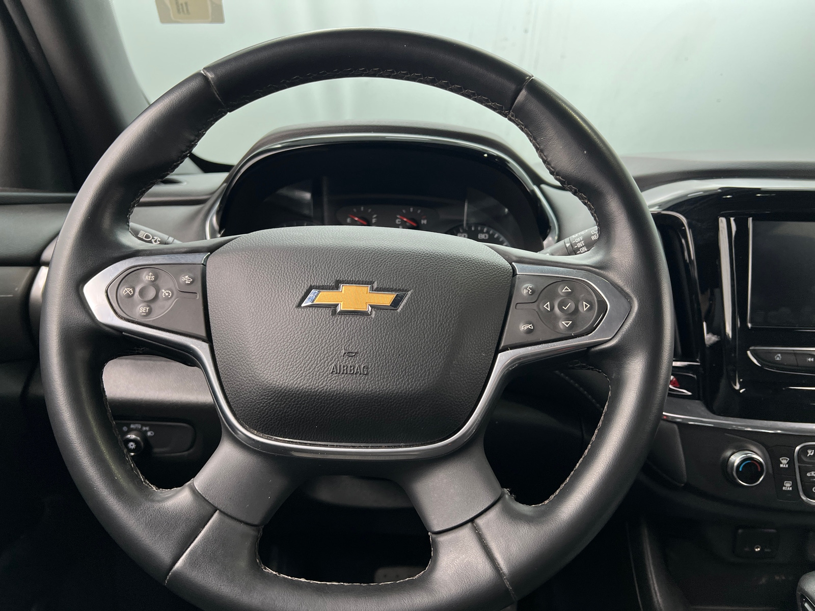 Thumbnail: 2023 Chevrolet Traverse - 4