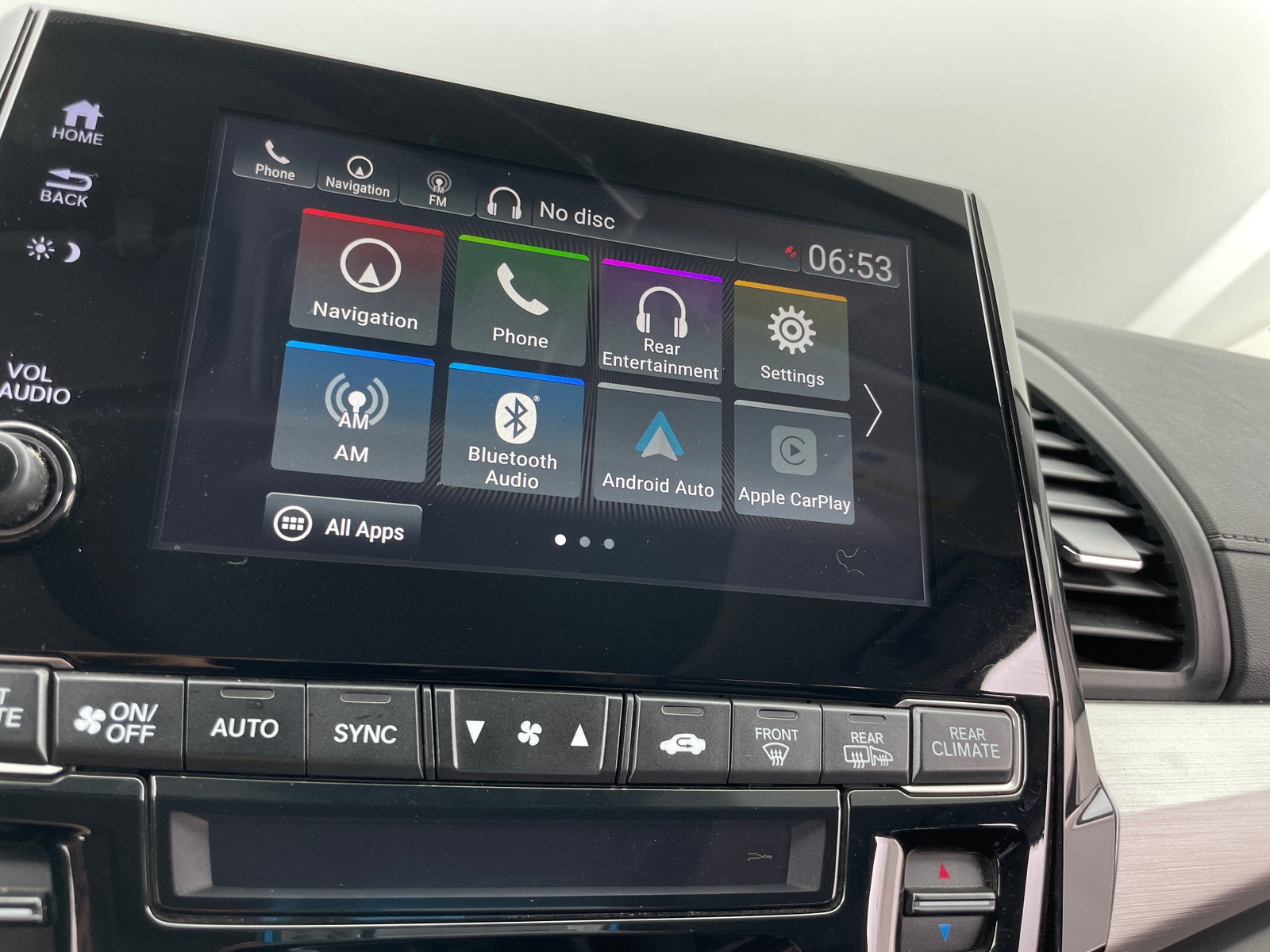 Thumbnail: 2018 Honda Odyssey - 3