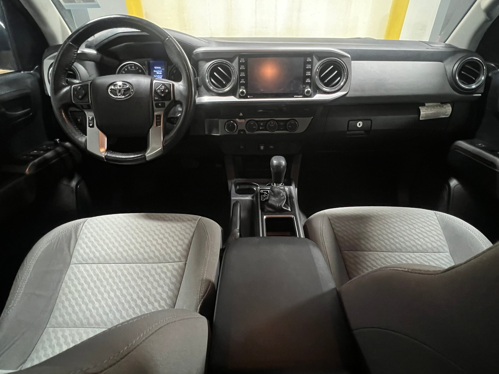 Thumbnail: 2022 Toyota Tacoma - 3