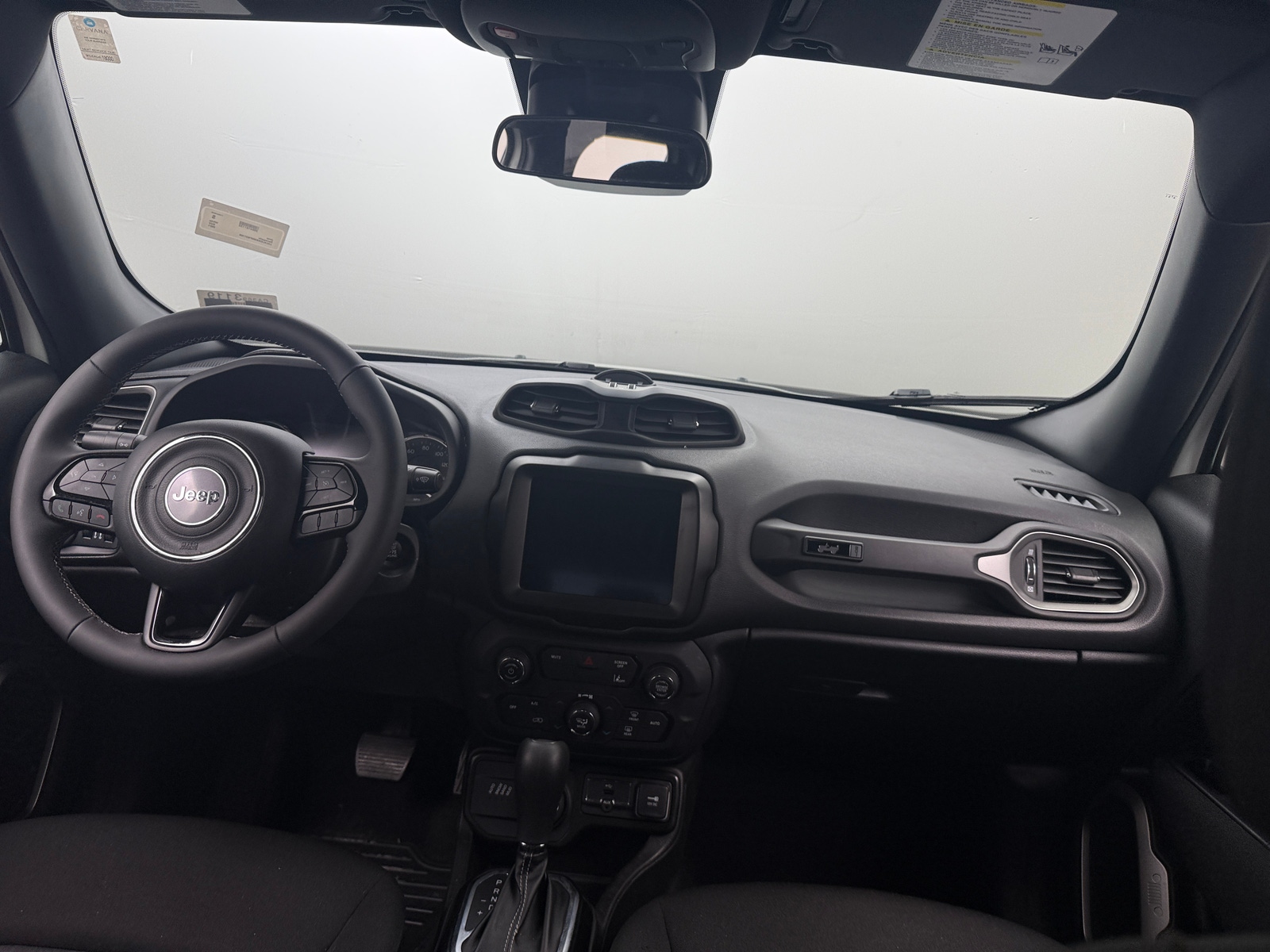 Thumbnail: 2021 Jeep Renegade - 3