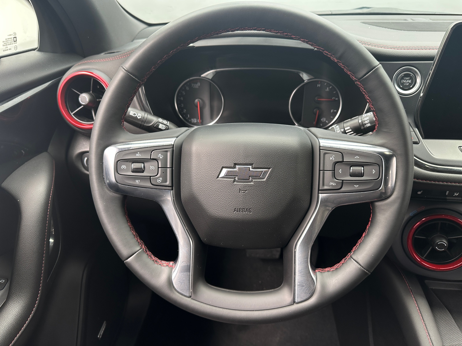 Thumbnail: 2025 Chevrolet Blazer - 4