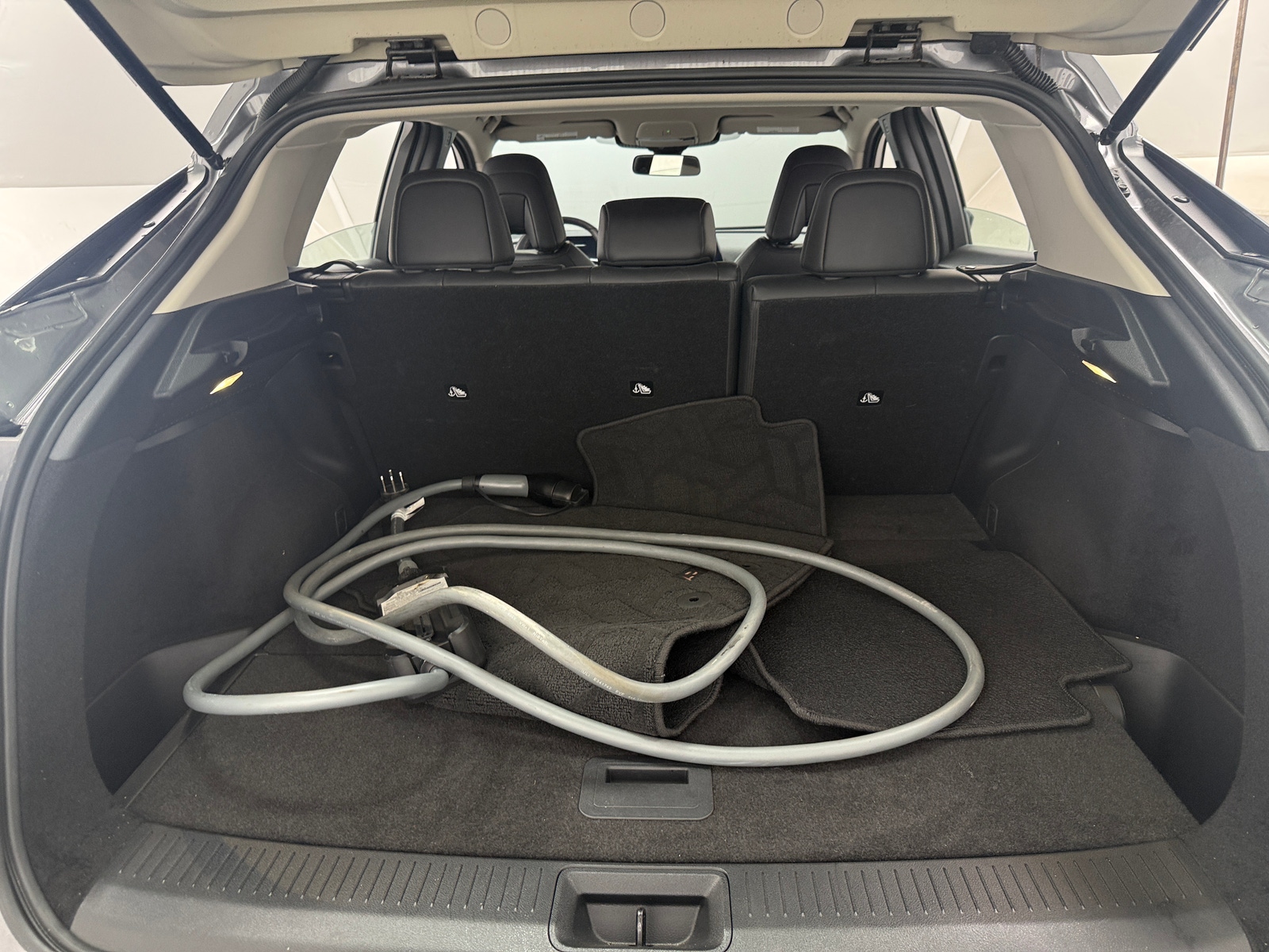 Thumbnail: 2023 Nissan Ariya - 6