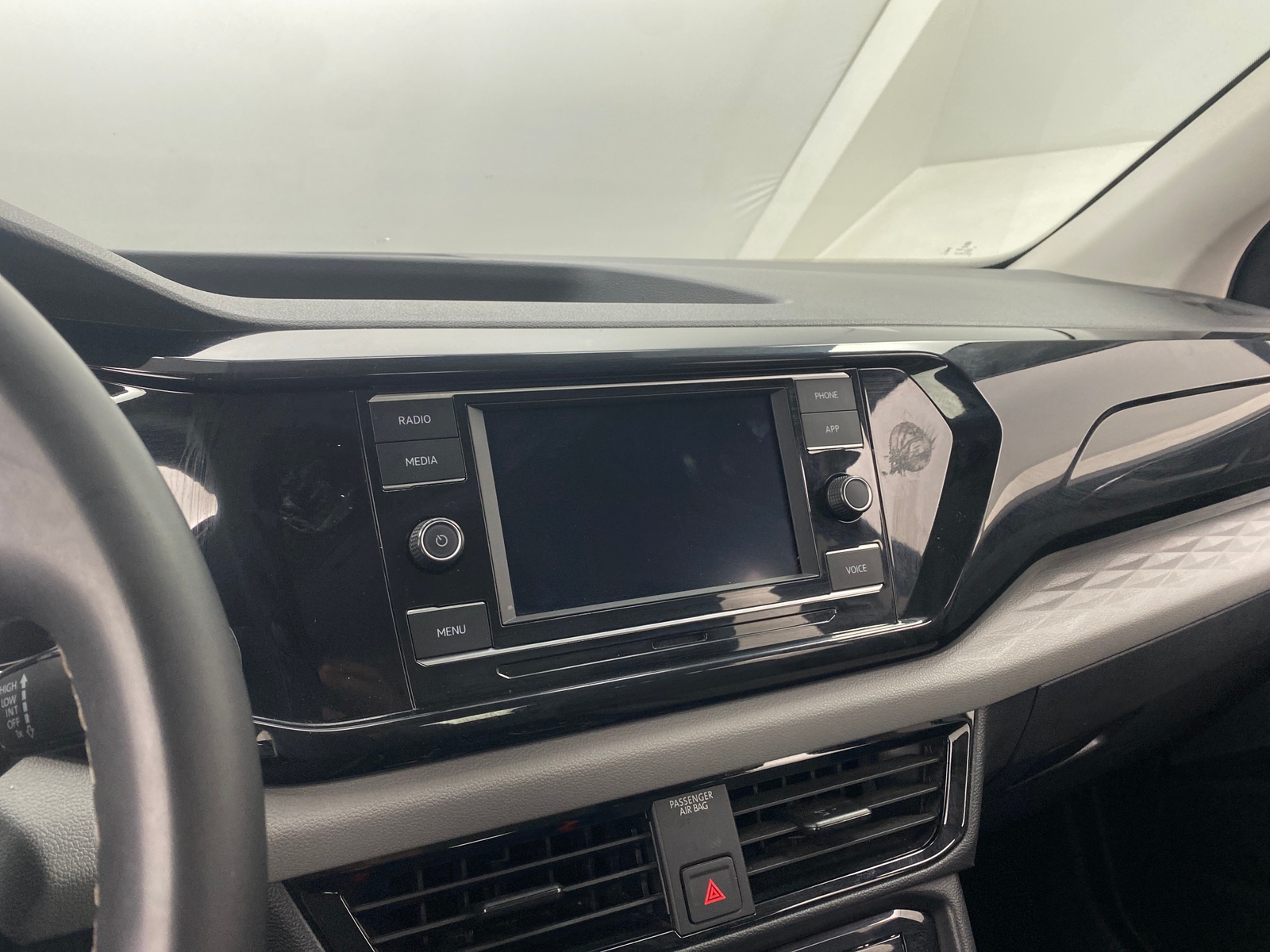 Thumbnail: 2024 Volkswagen Taos - 4