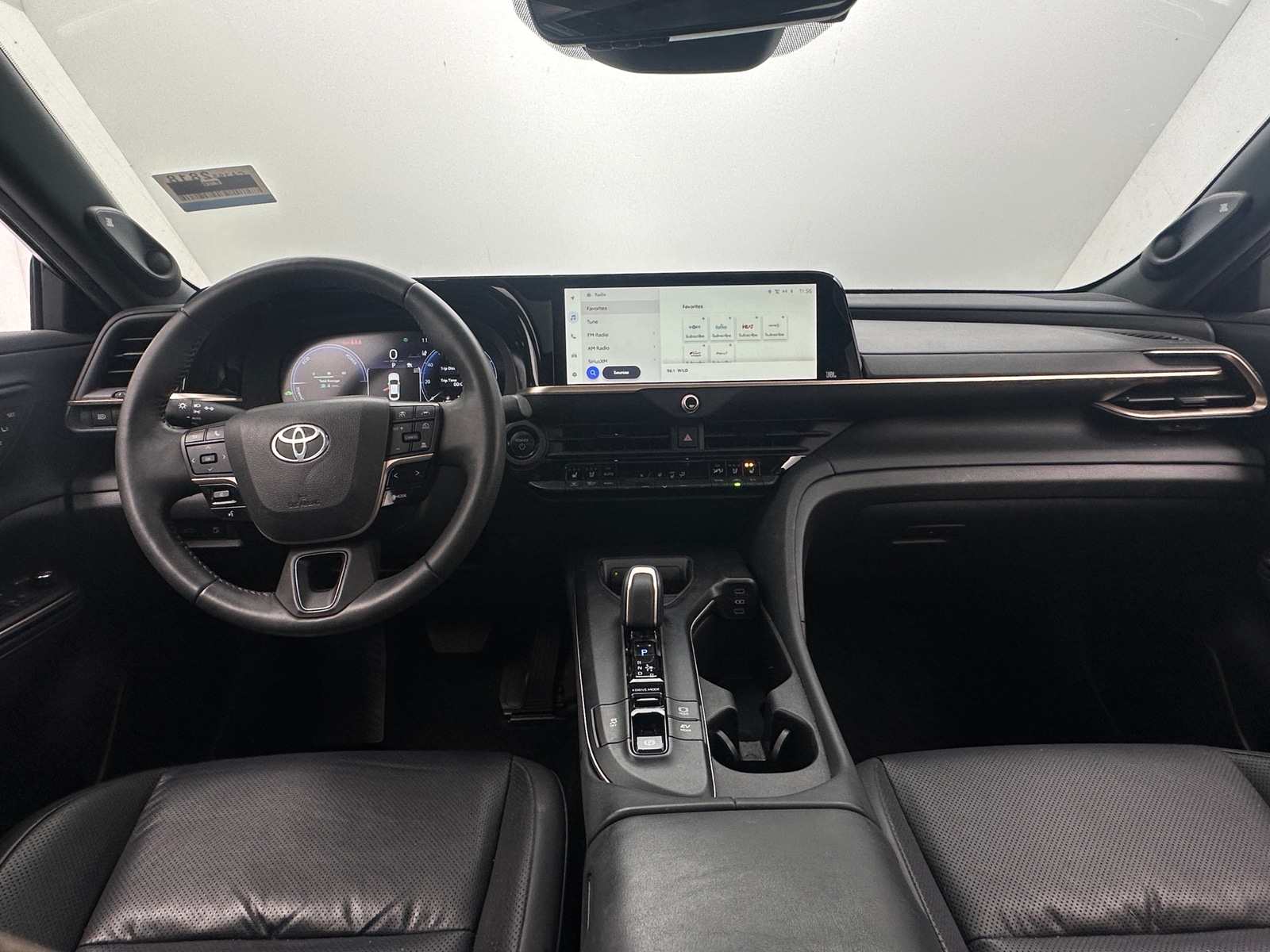 Thumbnail: 2023 Toyota Crown - 2