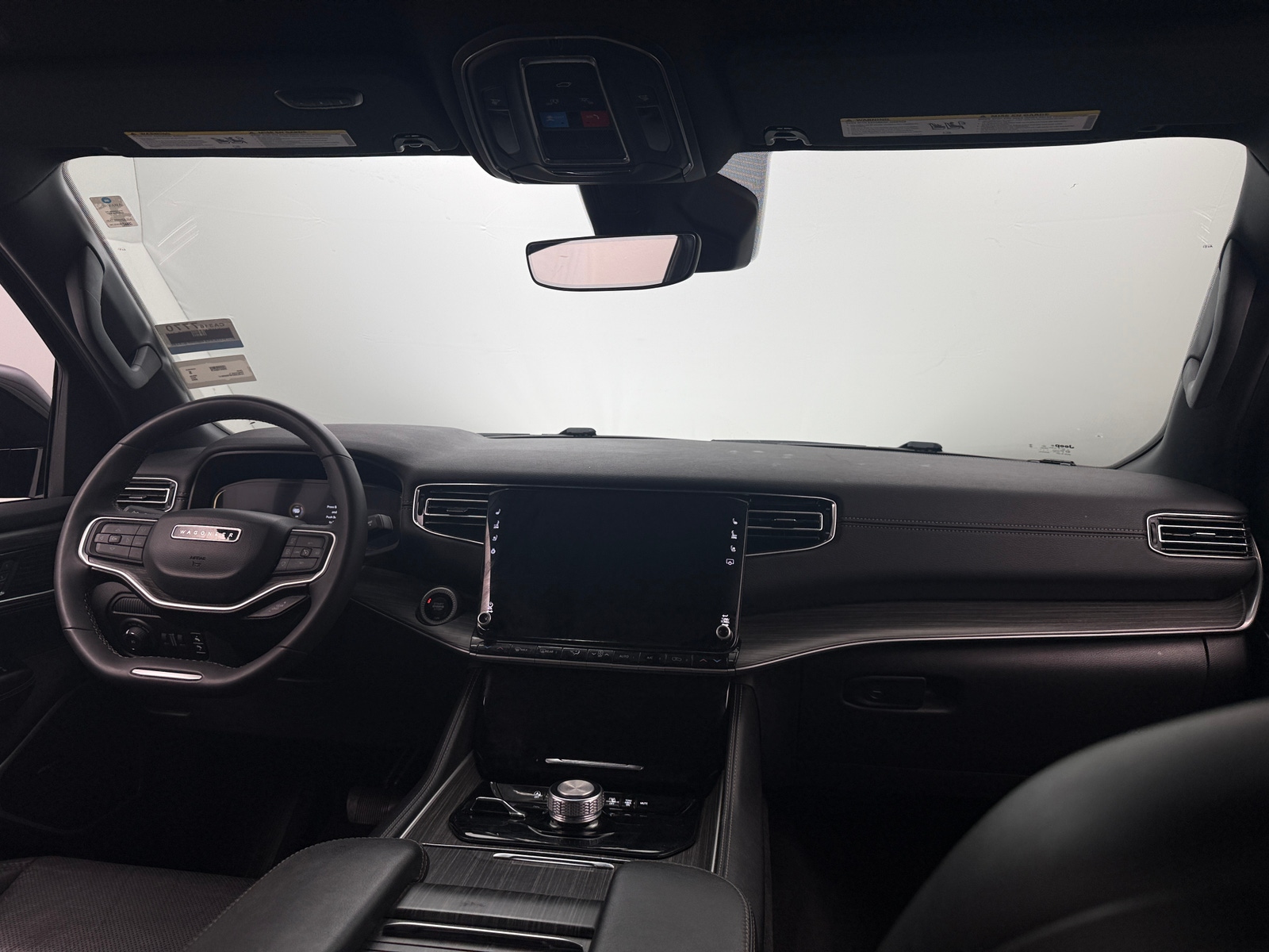 Thumbnail: 2023 Jeep Wagoneer - 2