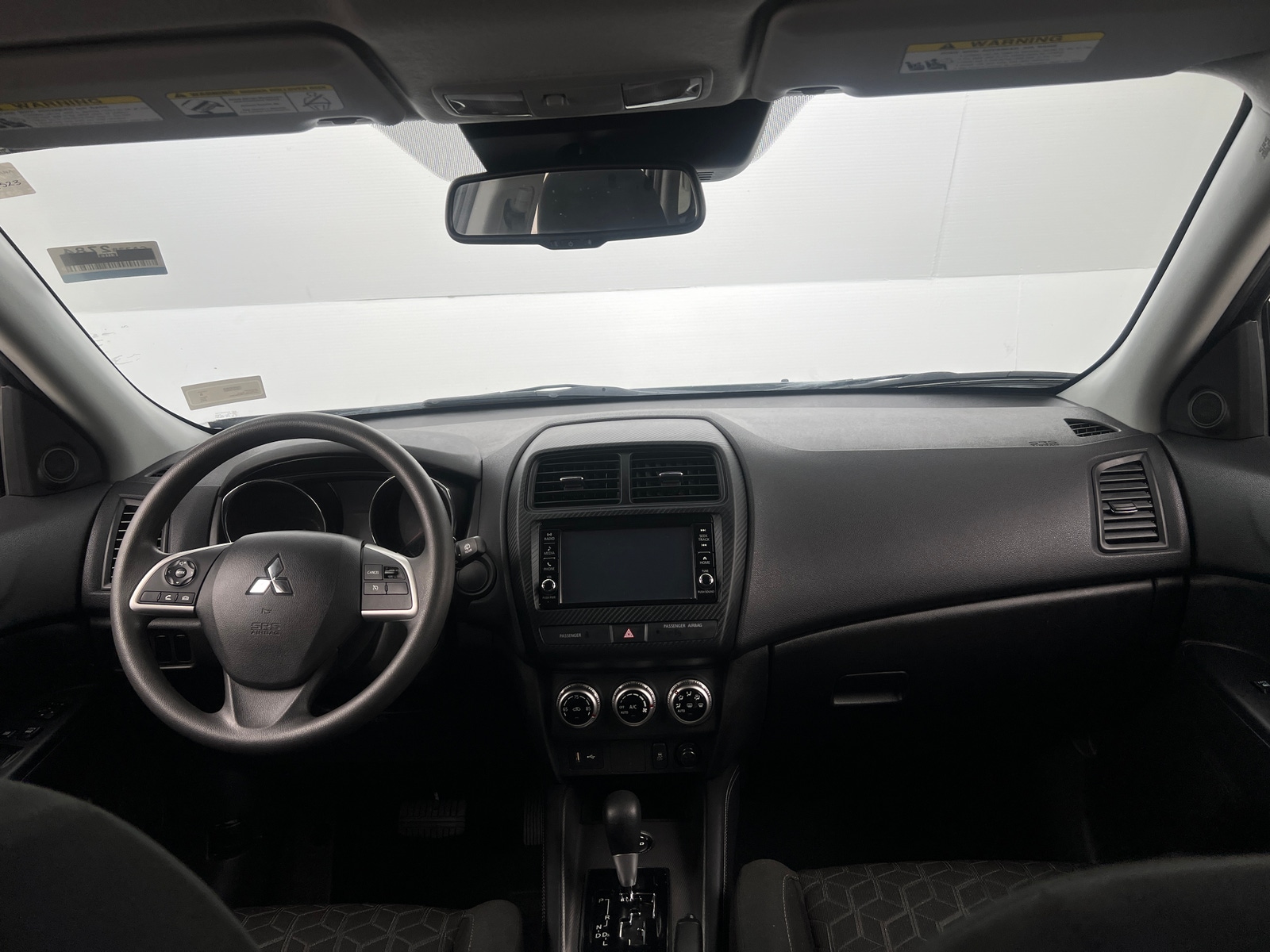 Thumbnail: 2024 Mitsubishi Outlander Sport - 3