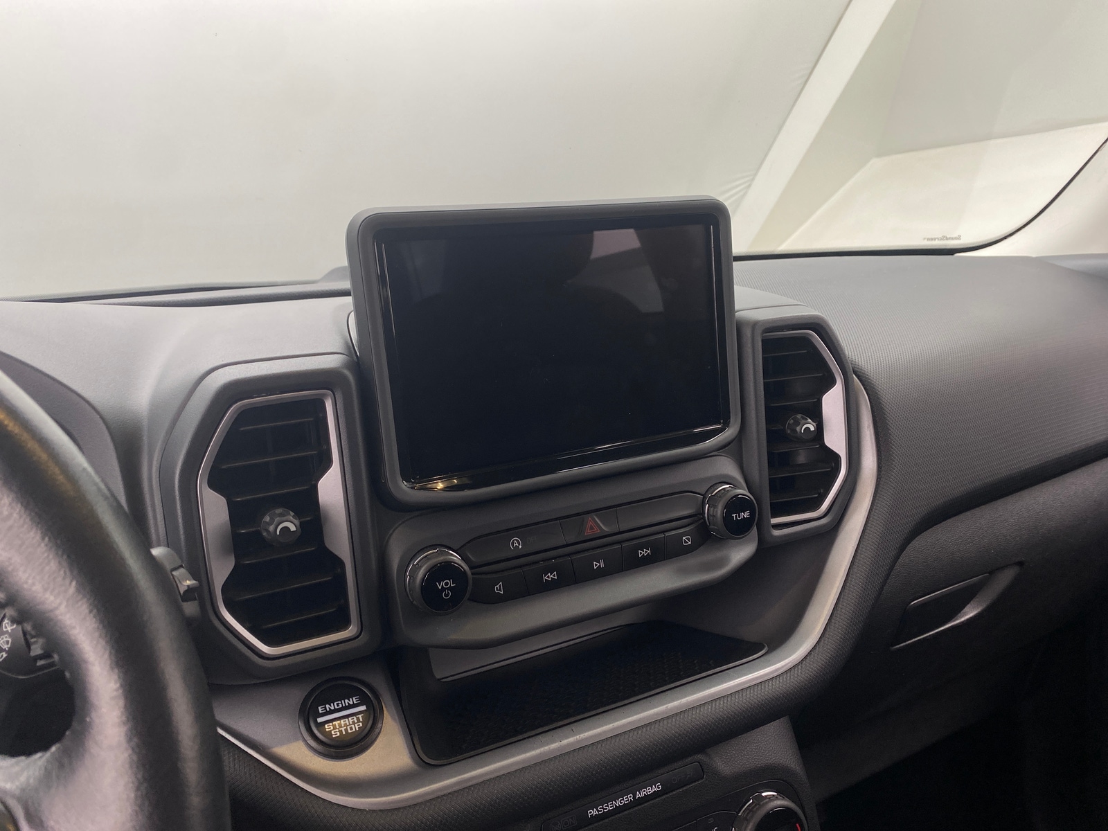 Thumbnail: 2021 Ford Bronco Sport - 4