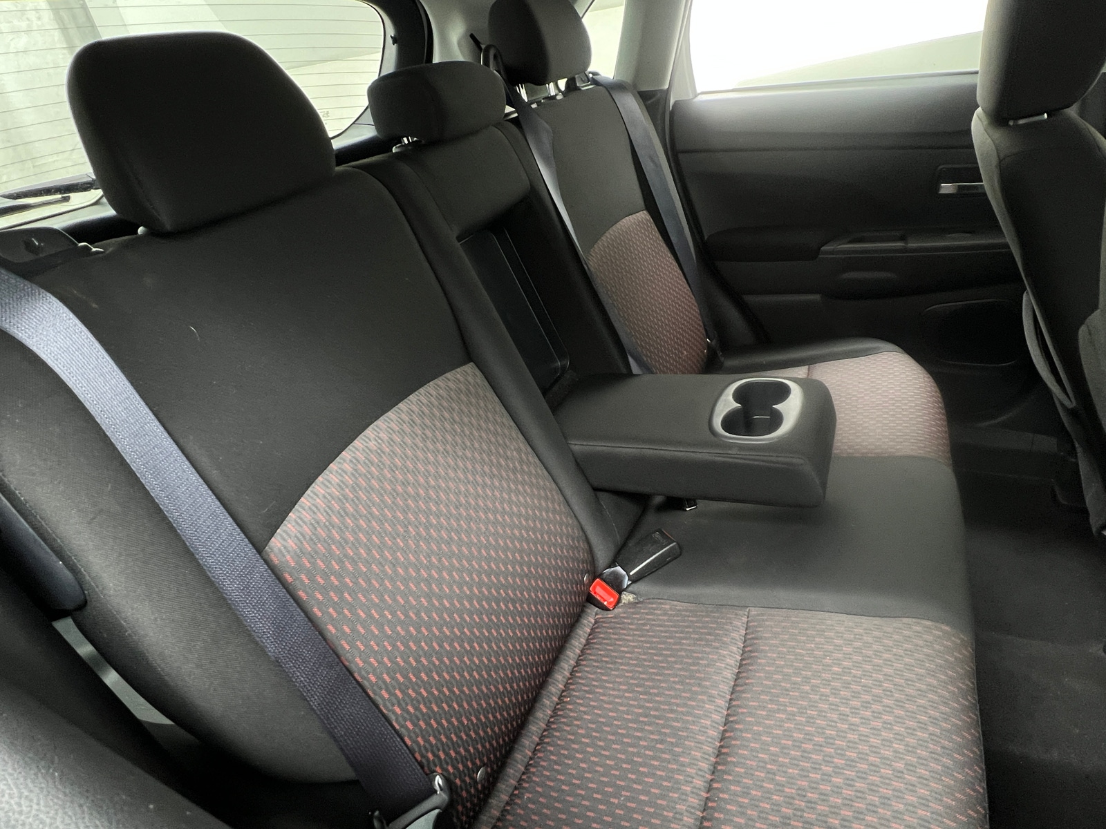 Thumbnail: 2017 Mitsubishi Outlander Sport - 6