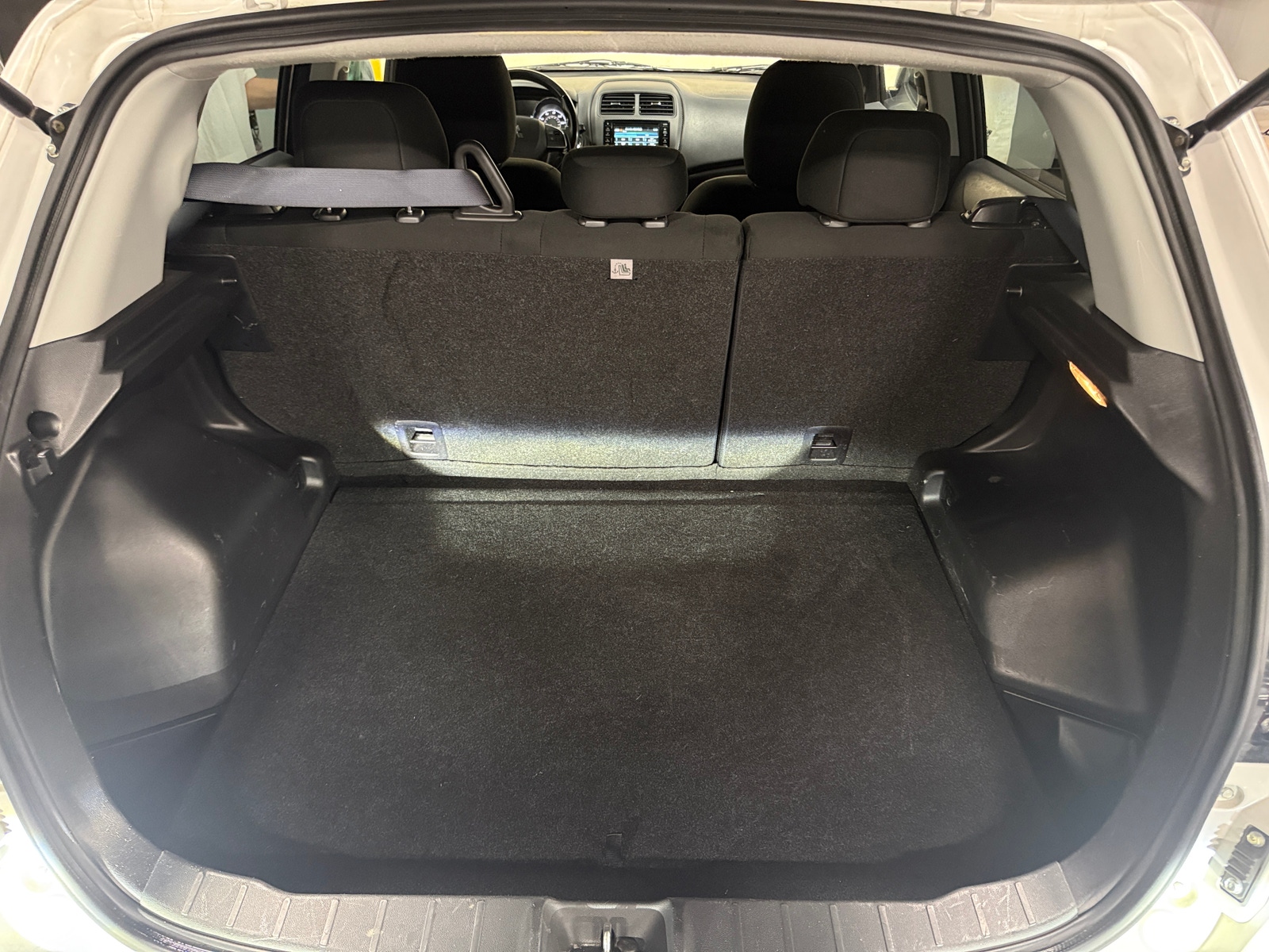 Thumbnail: 2017 Mitsubishi Outlander Sport - 7