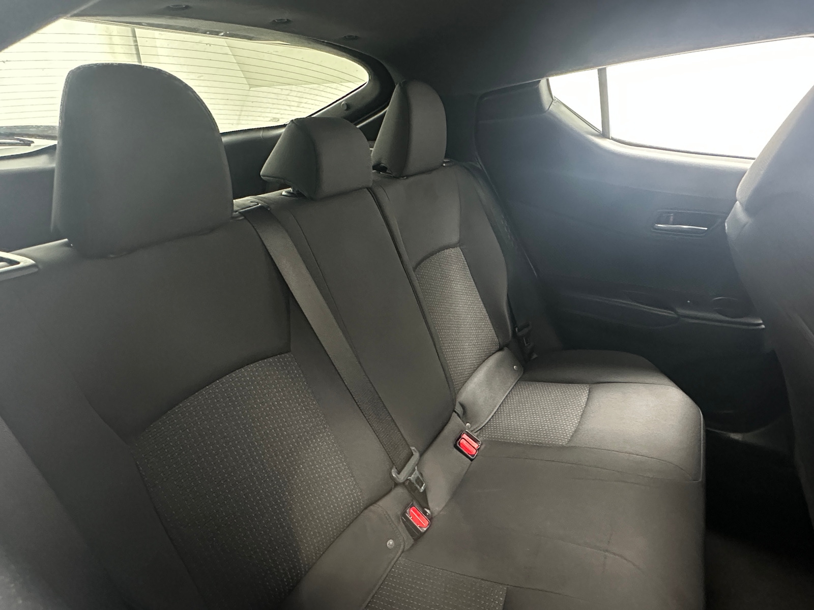 Thumbnail: 2018 Toyota C-HR - 5