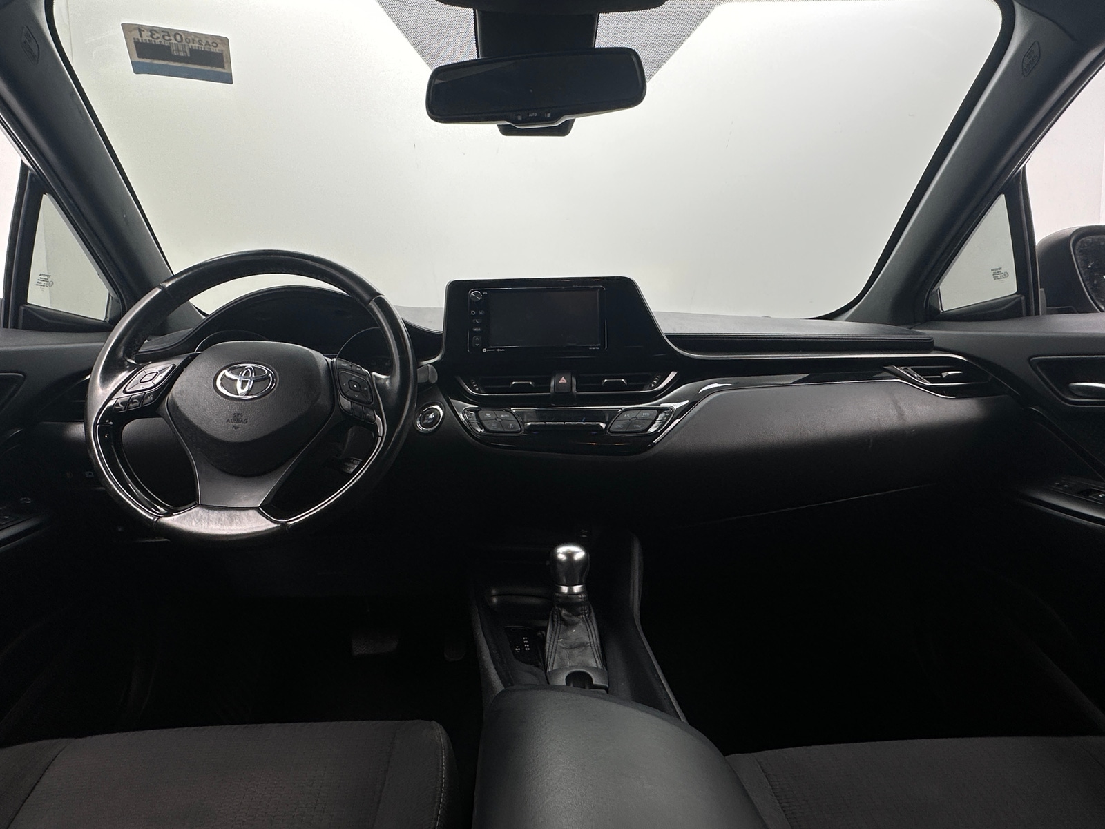 Thumbnail: 2018 Toyota C-HR - 3