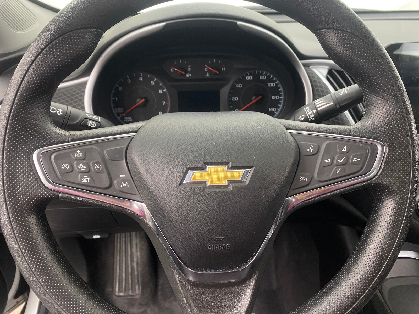 Thumbnail: 2023 Chevrolet Malibu - 5