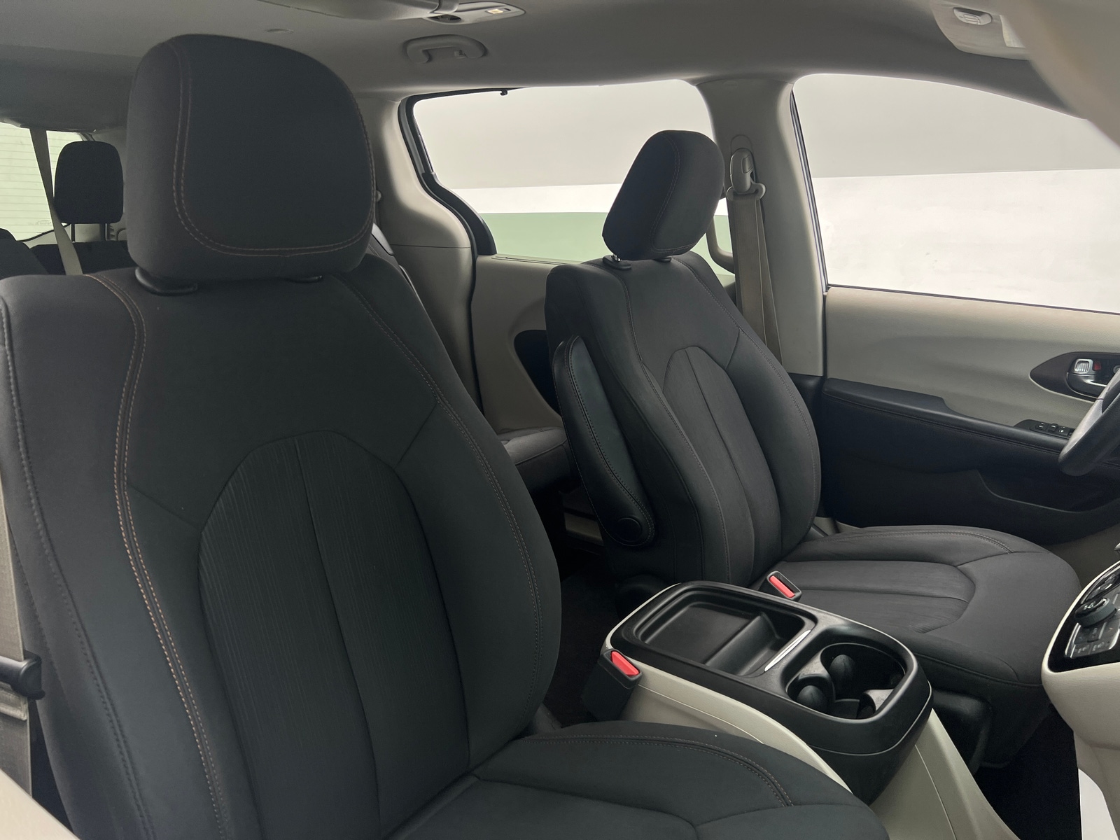 Thumbnail: 2019 Chrysler Pacifica - 2