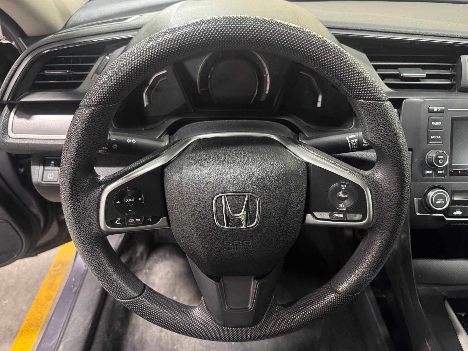 Thumbnail: 2018 Honda Civic - 5