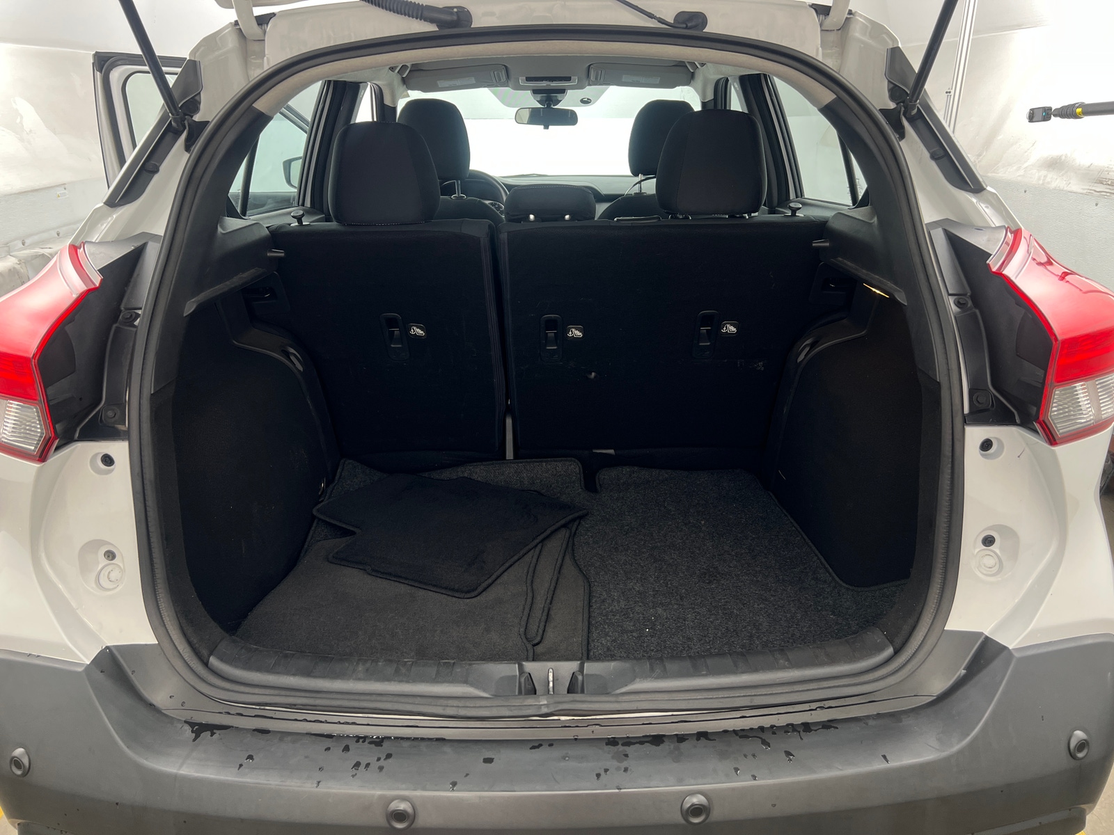 Thumbnail: 2020 Nissan Kicks - 7