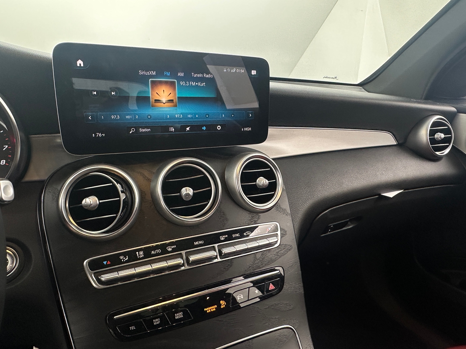 Thumbnail: 2021 Mercedes-Benz GLC - 3