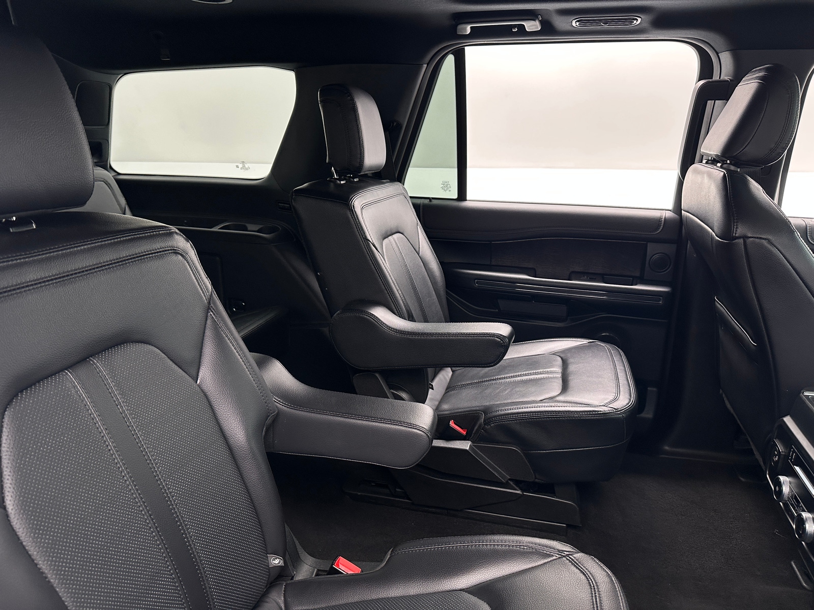 Thumbnail: 2021 Ford Expedition - 5