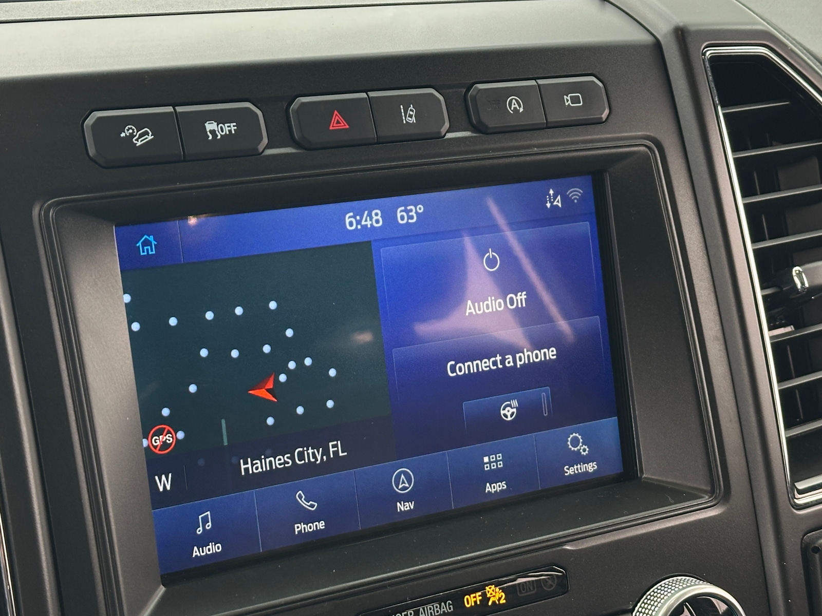 Thumbnail: 2021 Ford Expedition - 3