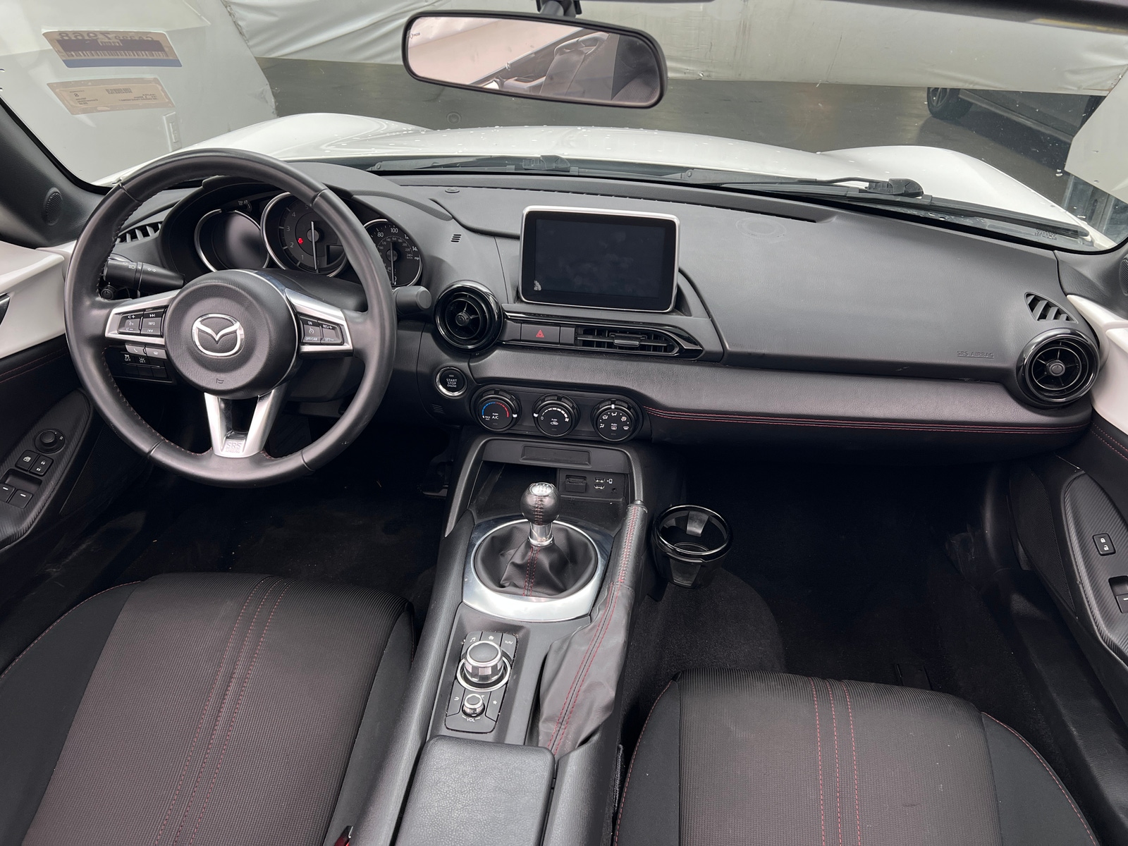 Thumbnail: 2016 Mazda MX-5 Miata - 3