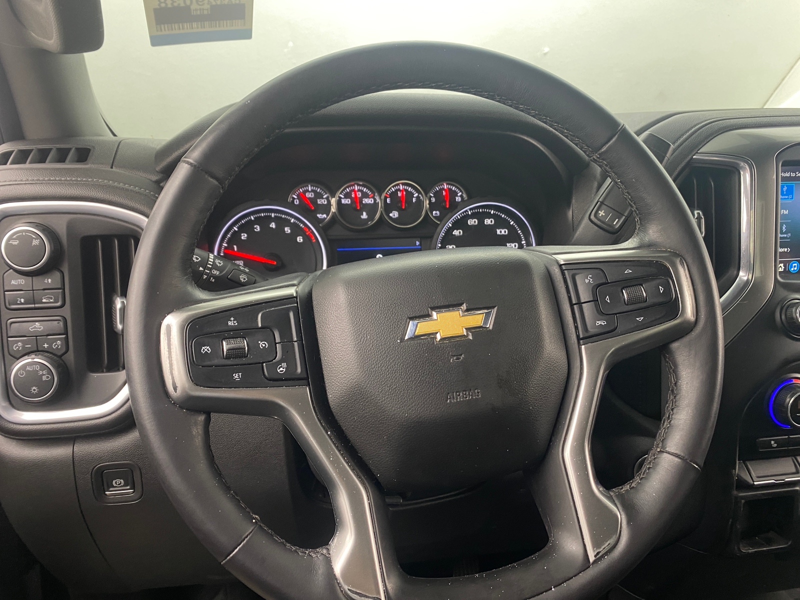 Thumbnail: 2019 Chevrolet Silverado 1500 - 5