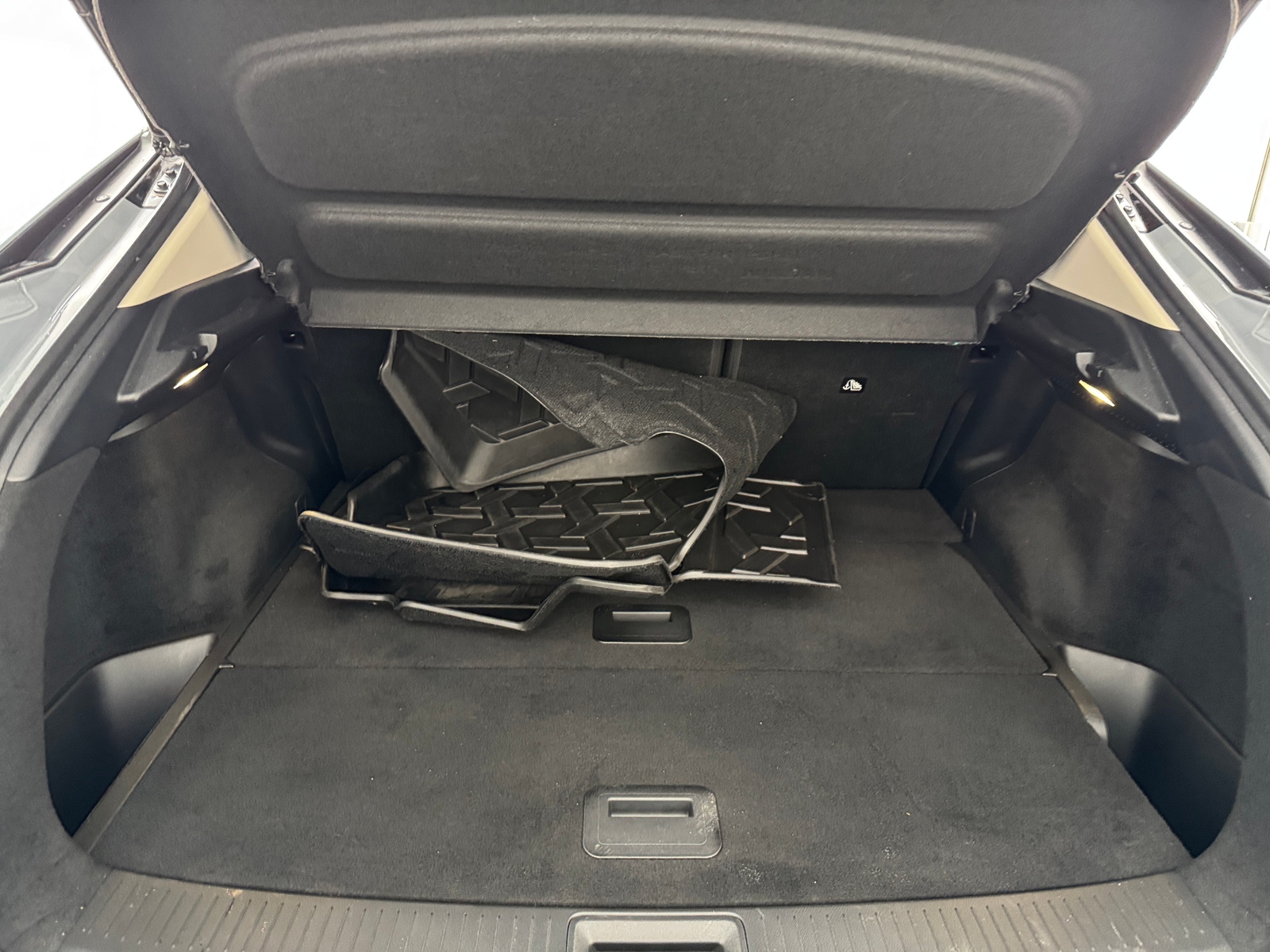 Thumbnail: 2023 Nissan Ariya - 6