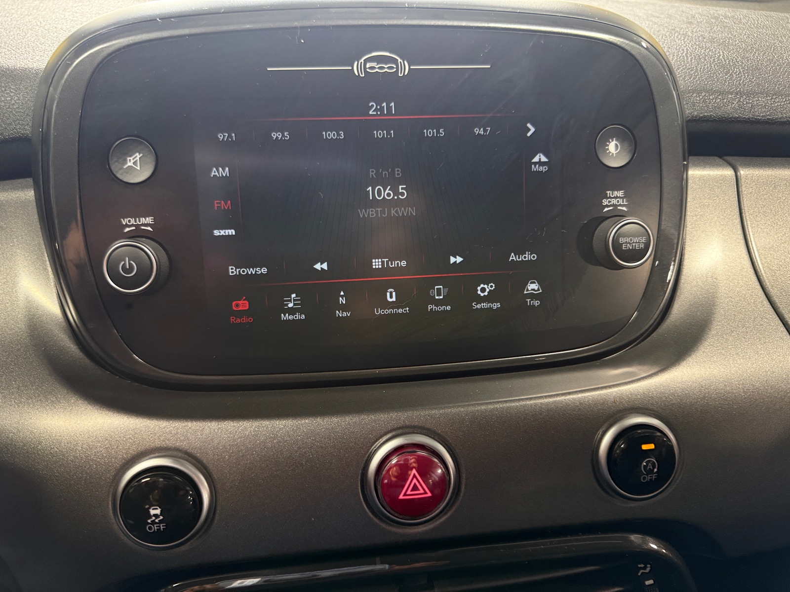 Thumbnail: 2023 Fiat 500X - 4