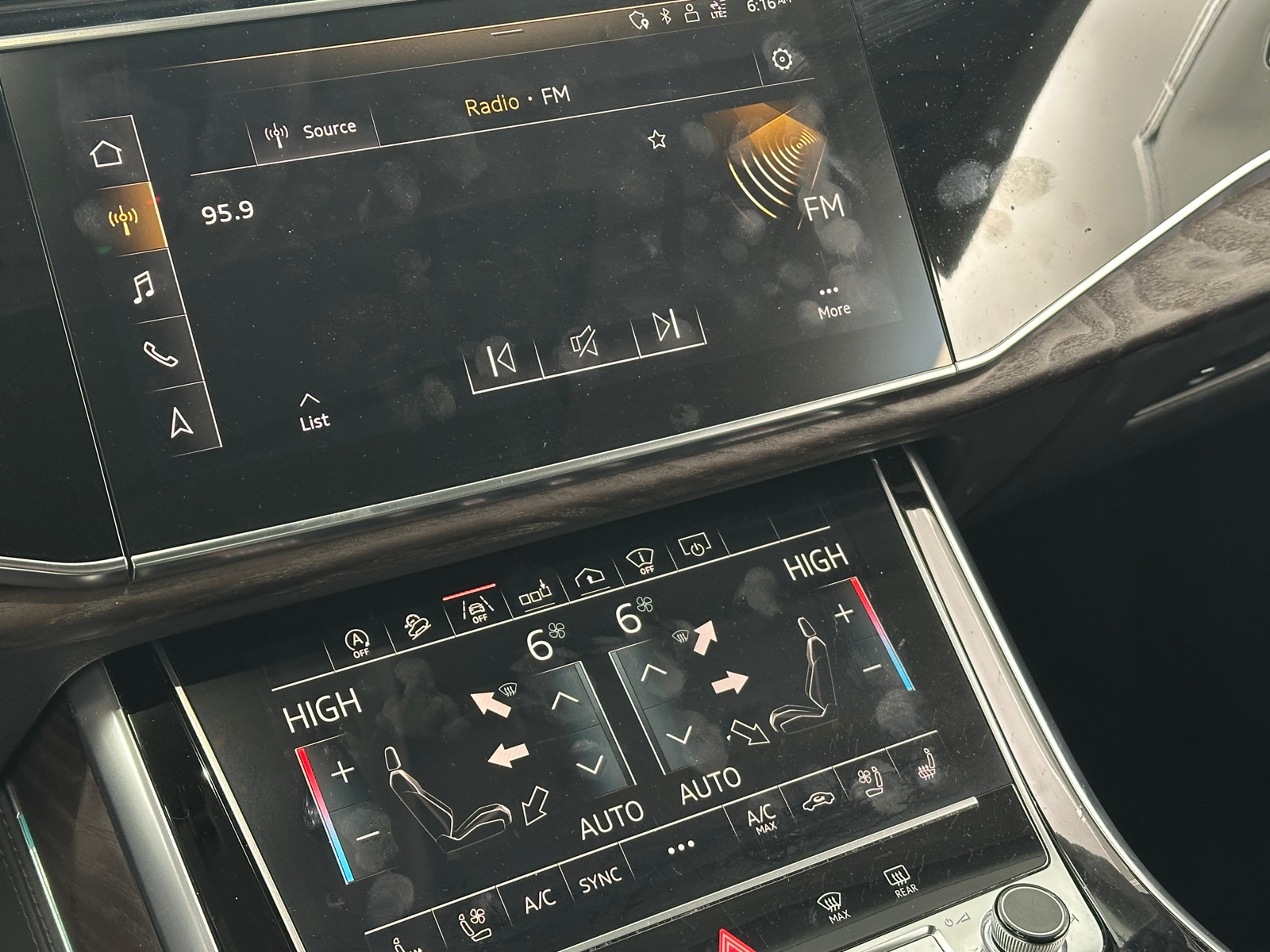 Thumbnail: 2019 Audi Q8 - 3