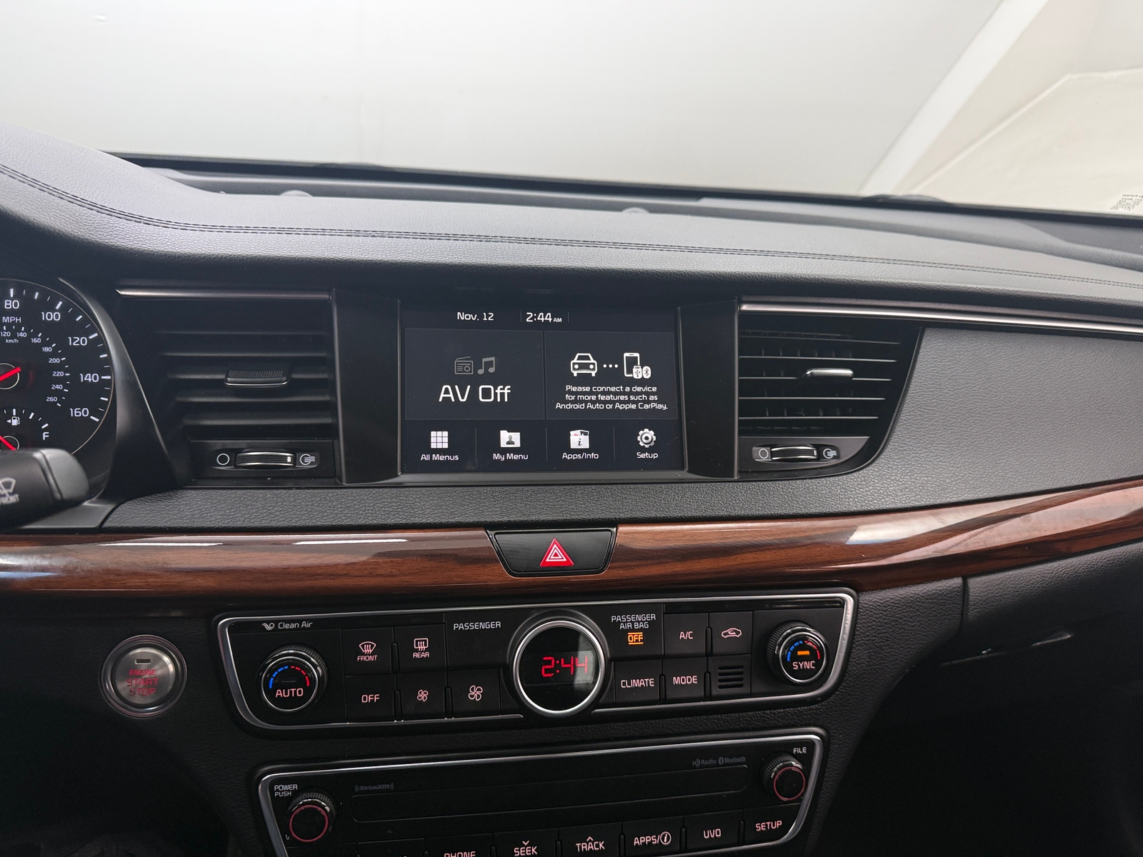 Thumbnail: 2018 Kia Cadenza - 3