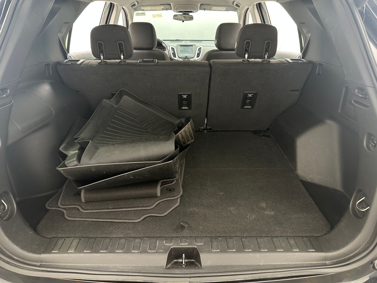 Thumbnail: 2018 Chevrolet Equinox - 7