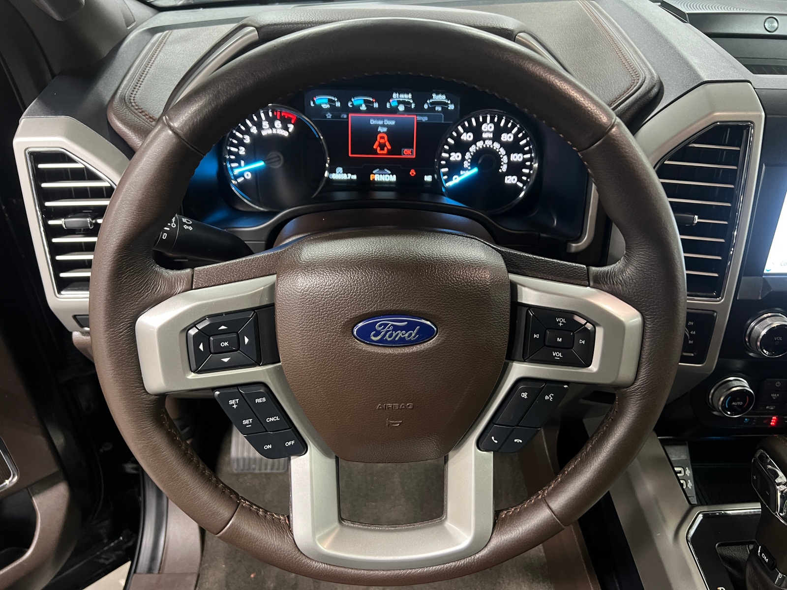 Thumbnail: 2020 Ford Econoline - 4