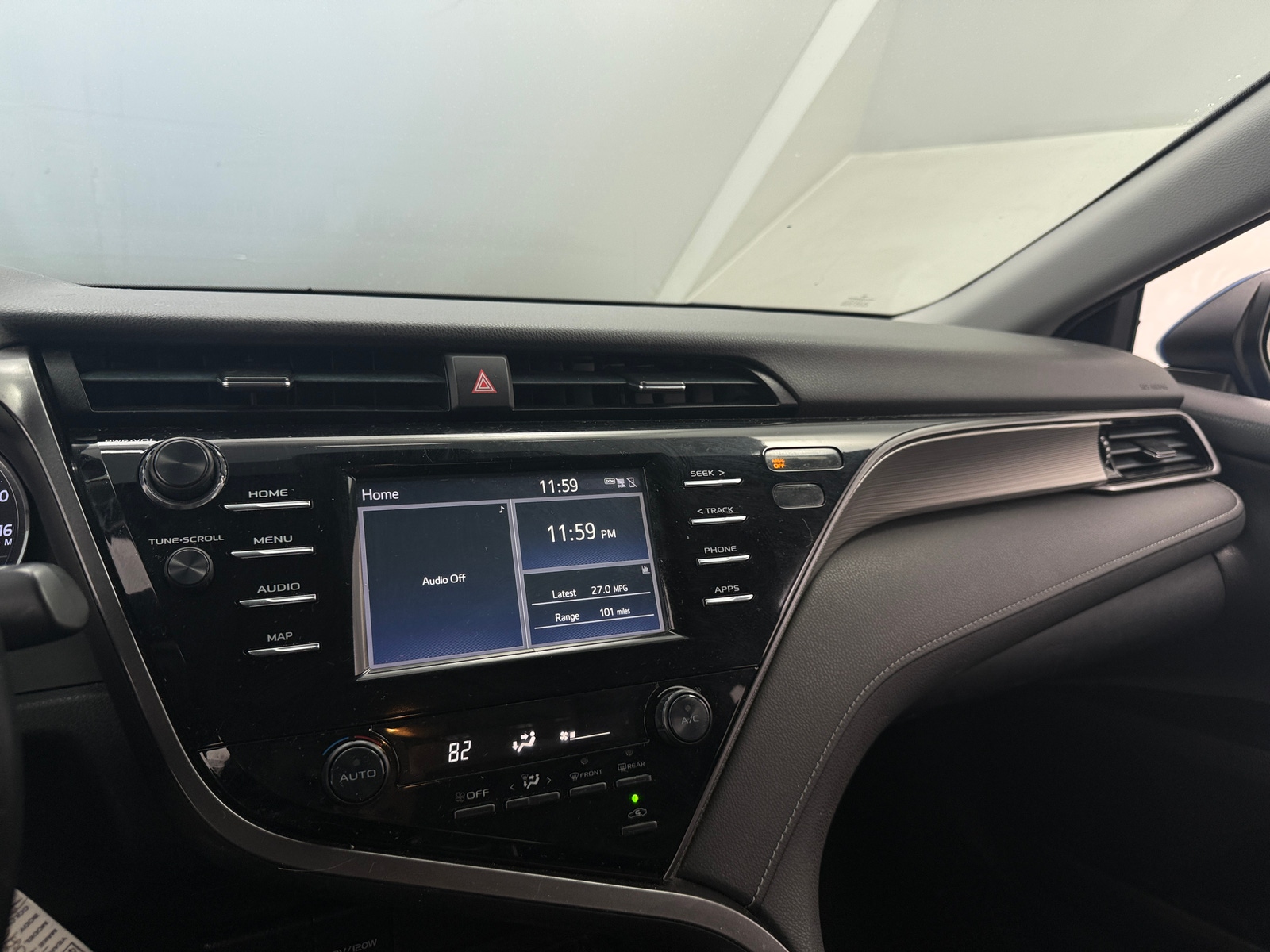 Thumbnail: 2019 Toyota Camry - 4