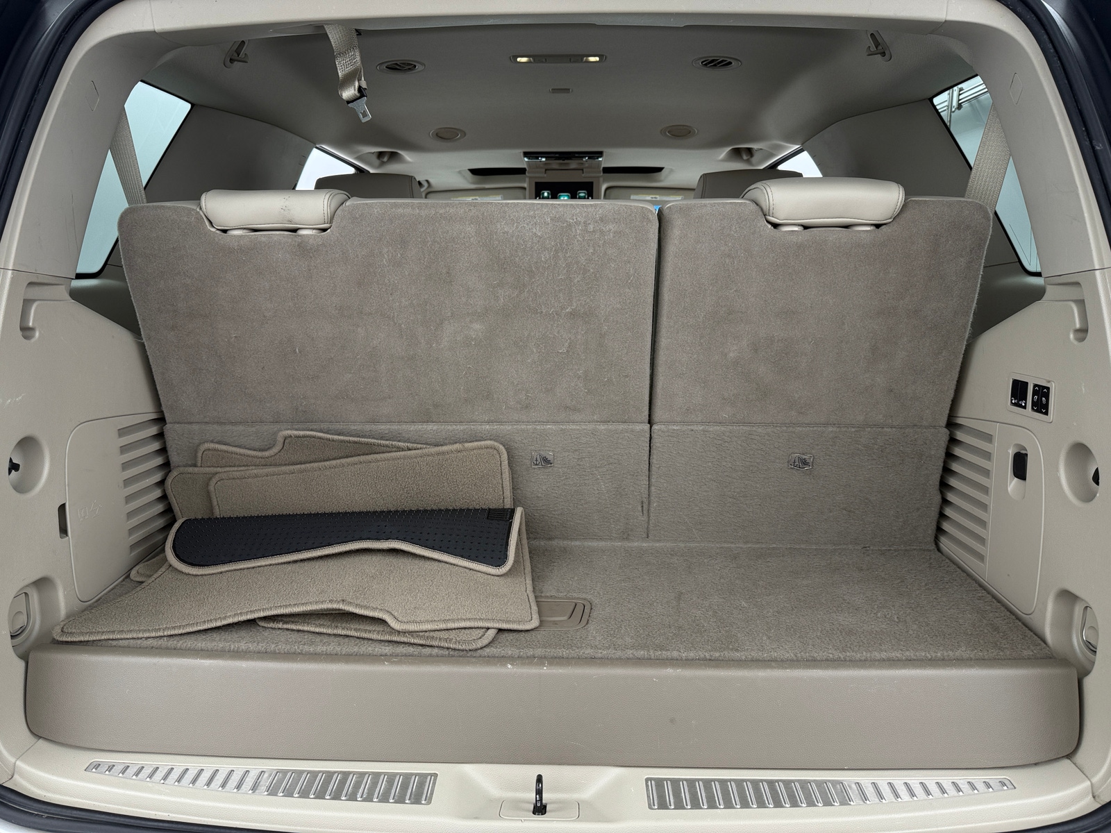 Thumbnail: 2017 GMC Yukon - 6