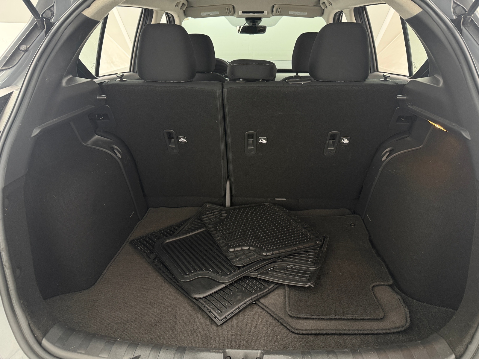 Thumbnail: 2023 Nissan Kicks - 7