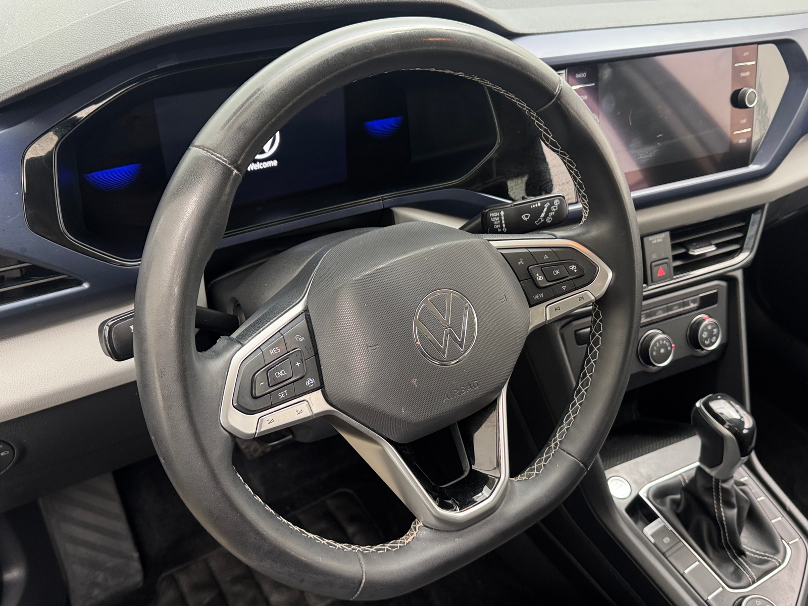 Thumbnail: 2022 Volkswagen Taos - 5