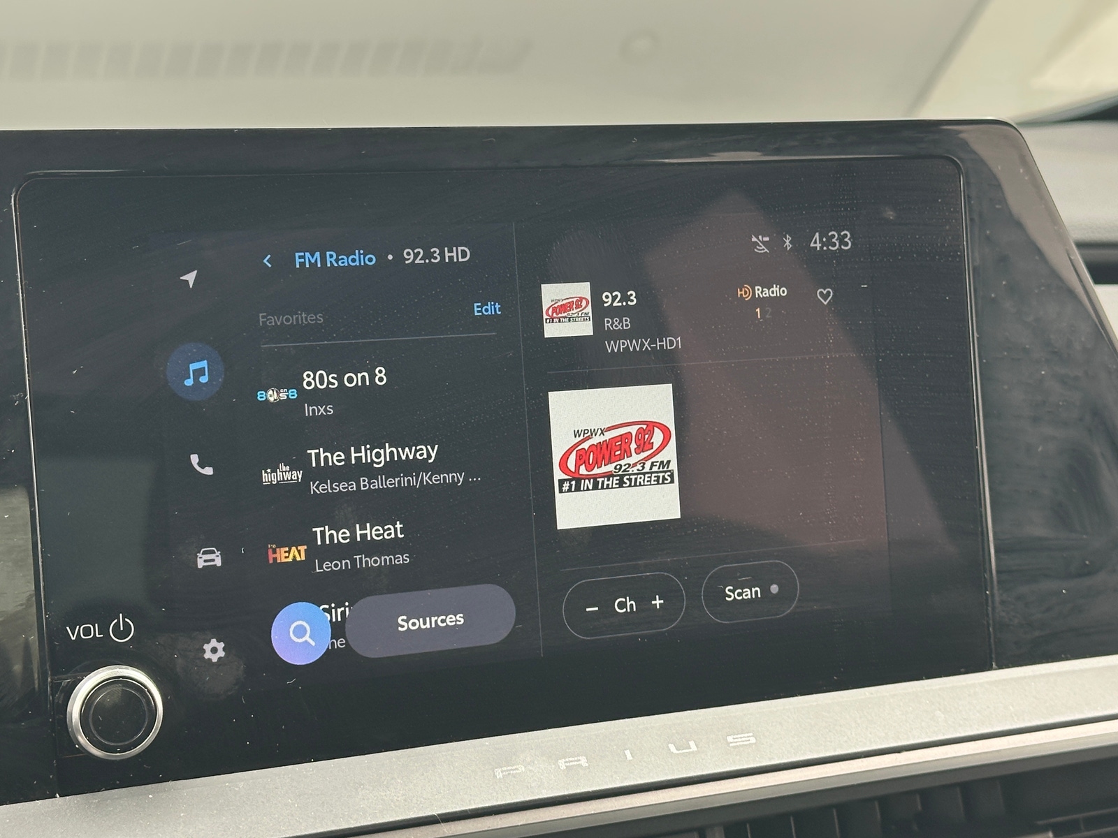 Thumbnail: 2025 Toyota Prius - 4