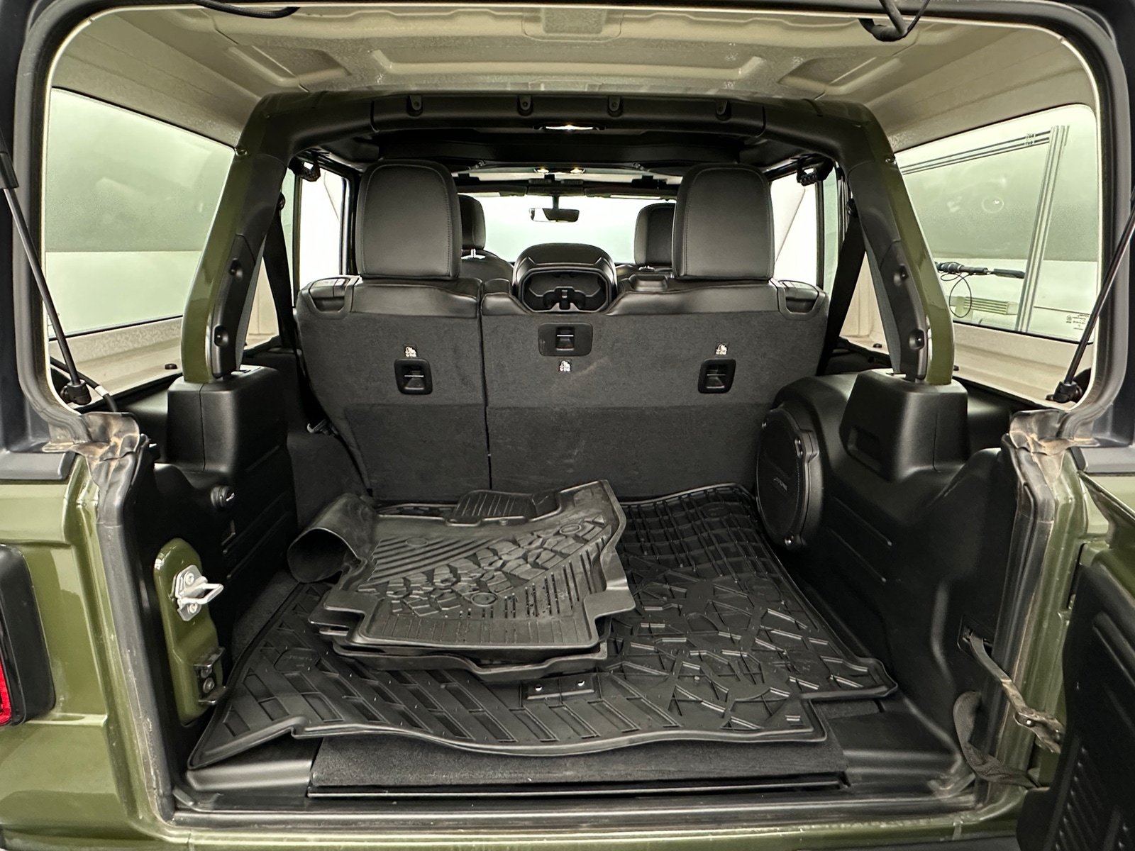 Thumbnail: 2021 Jeep Wrangler - 7