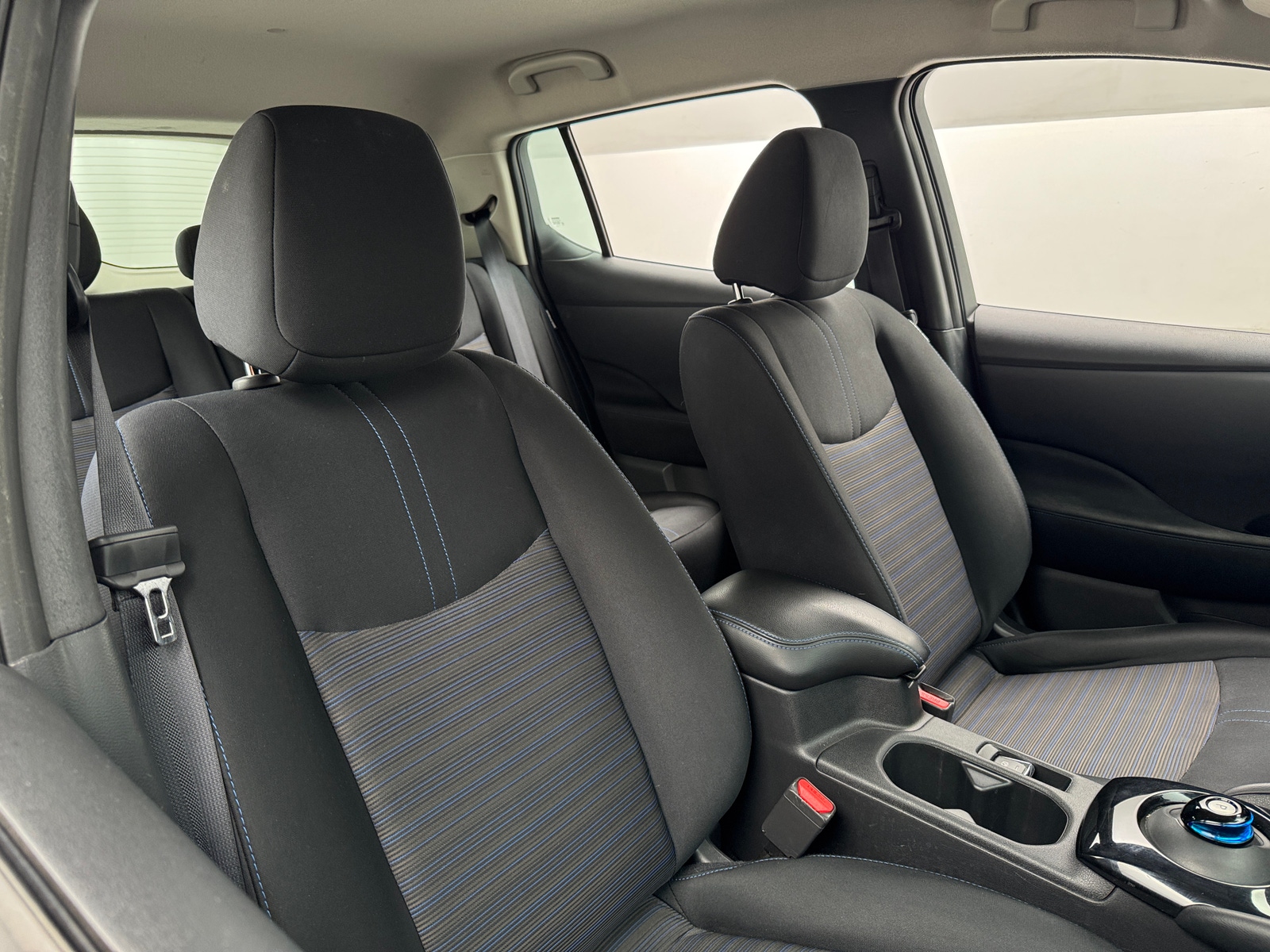 Thumbnail: 2020 Nissan Leaf - 2