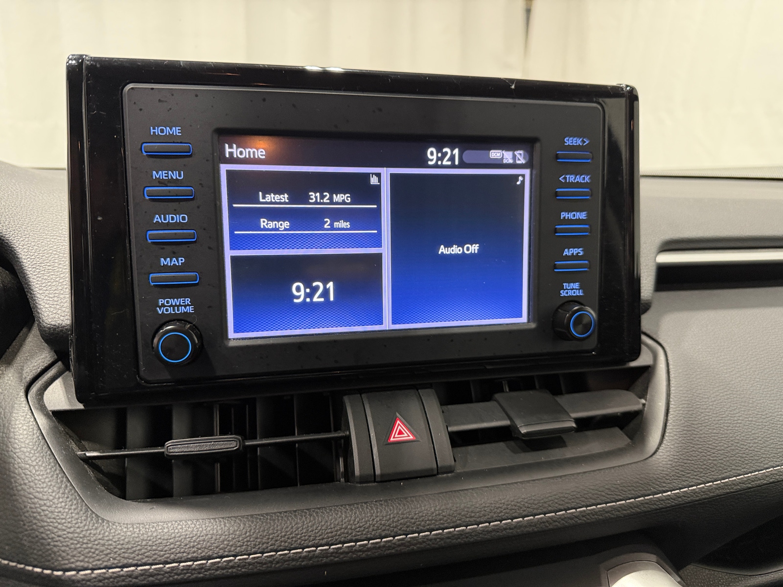 Thumbnail: 2019 Toyota RAV4 - 4