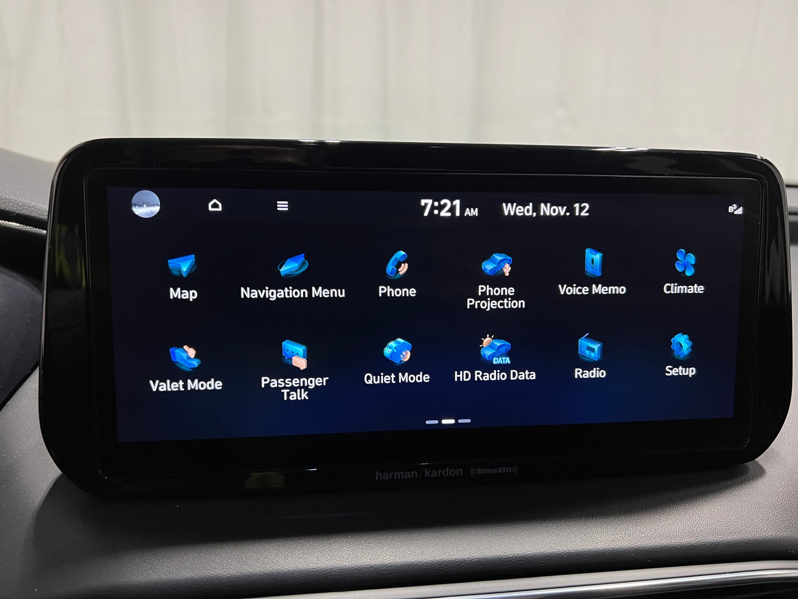 Thumbnail: 2023 Hyundai Santa Fe - 3