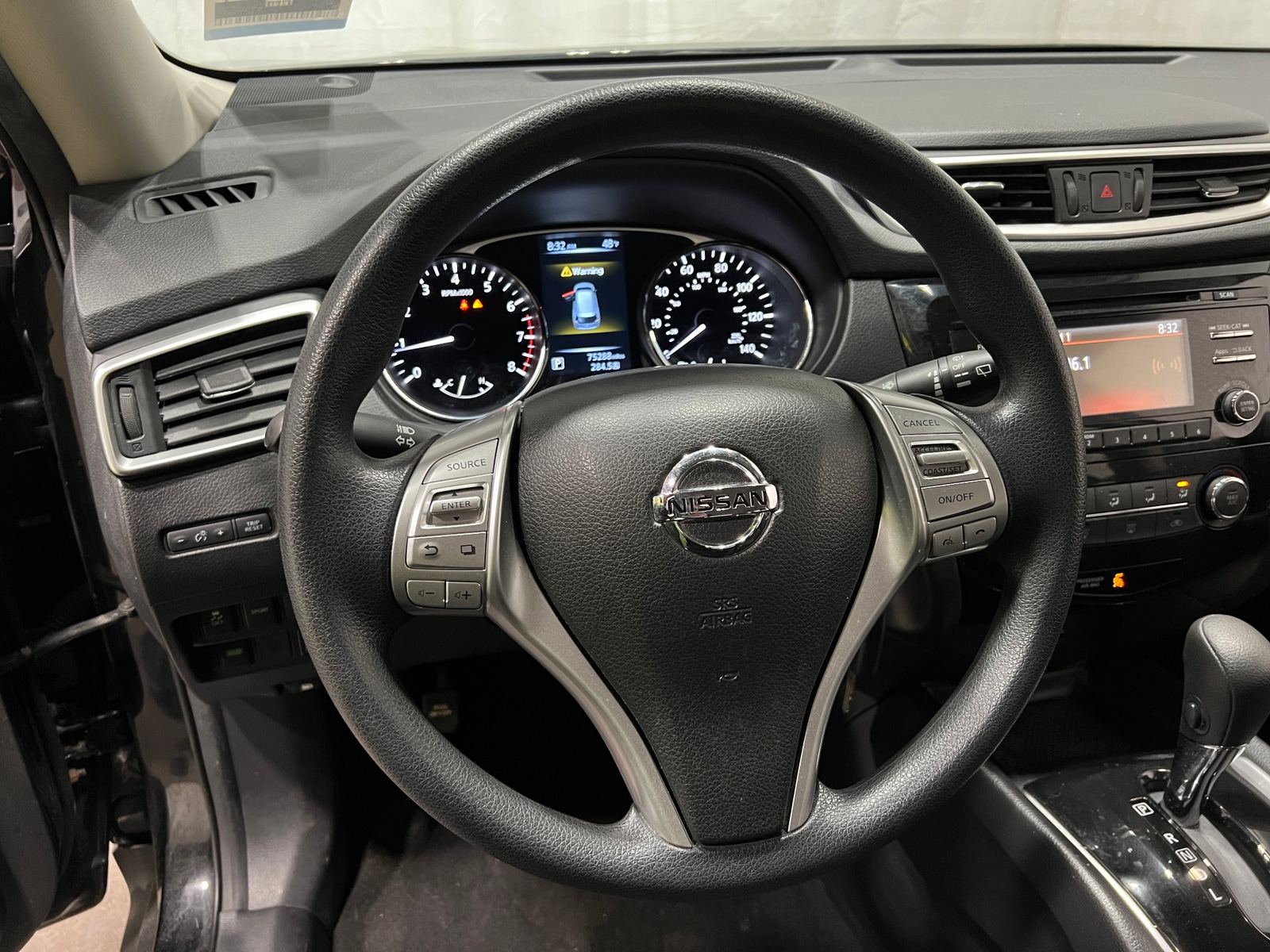 Thumbnail: 2016 Nissan Rogue - 5