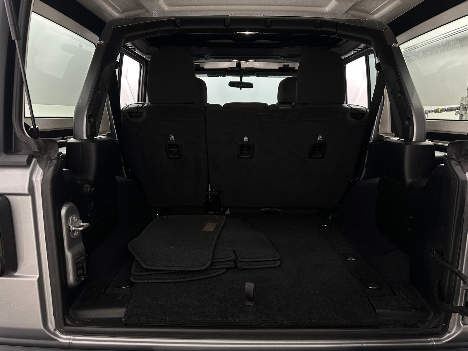 Thumbnail: 2020 Jeep Wrangler - 7