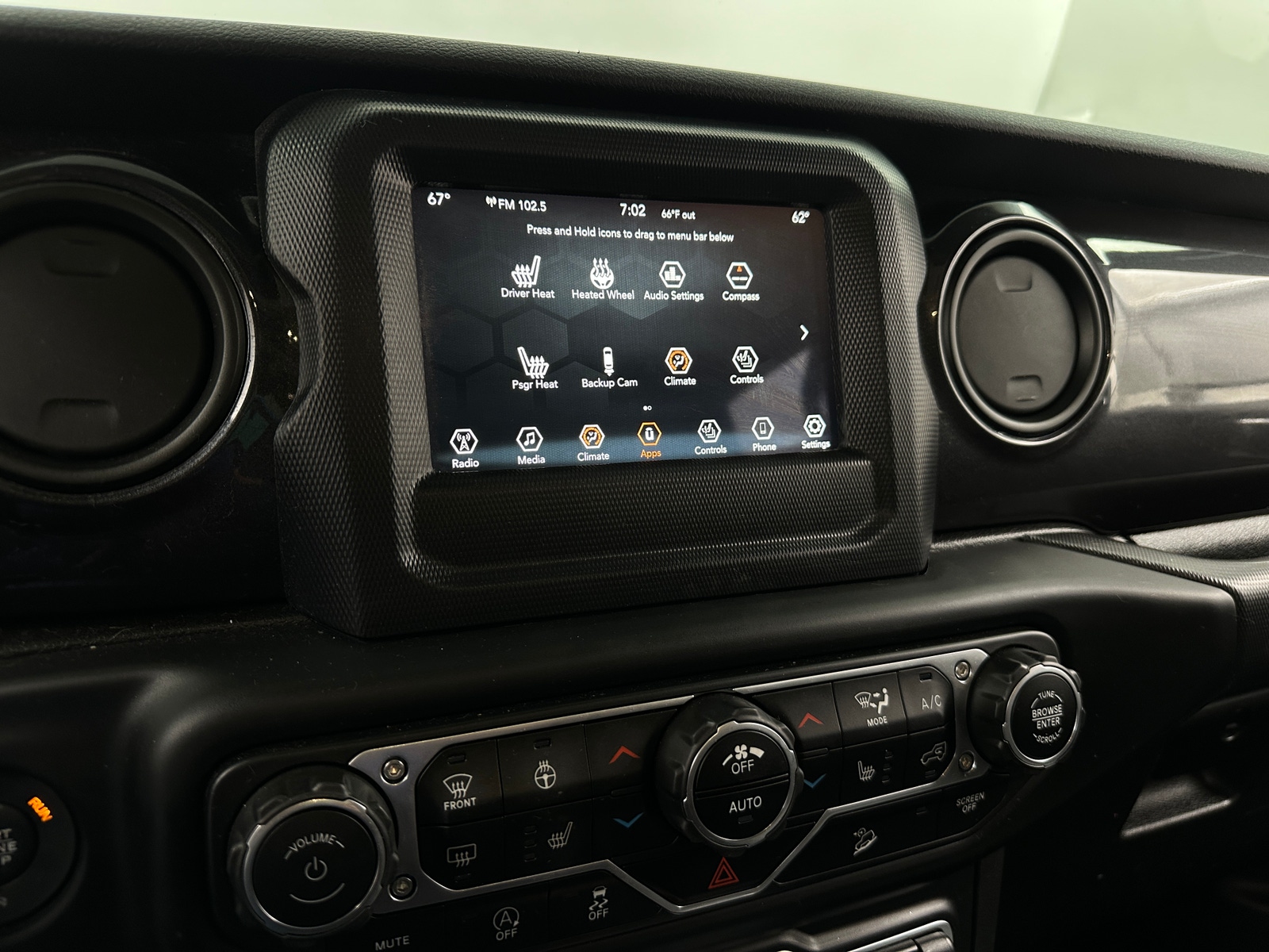 Thumbnail: 2020 Jeep Wrangler - 4