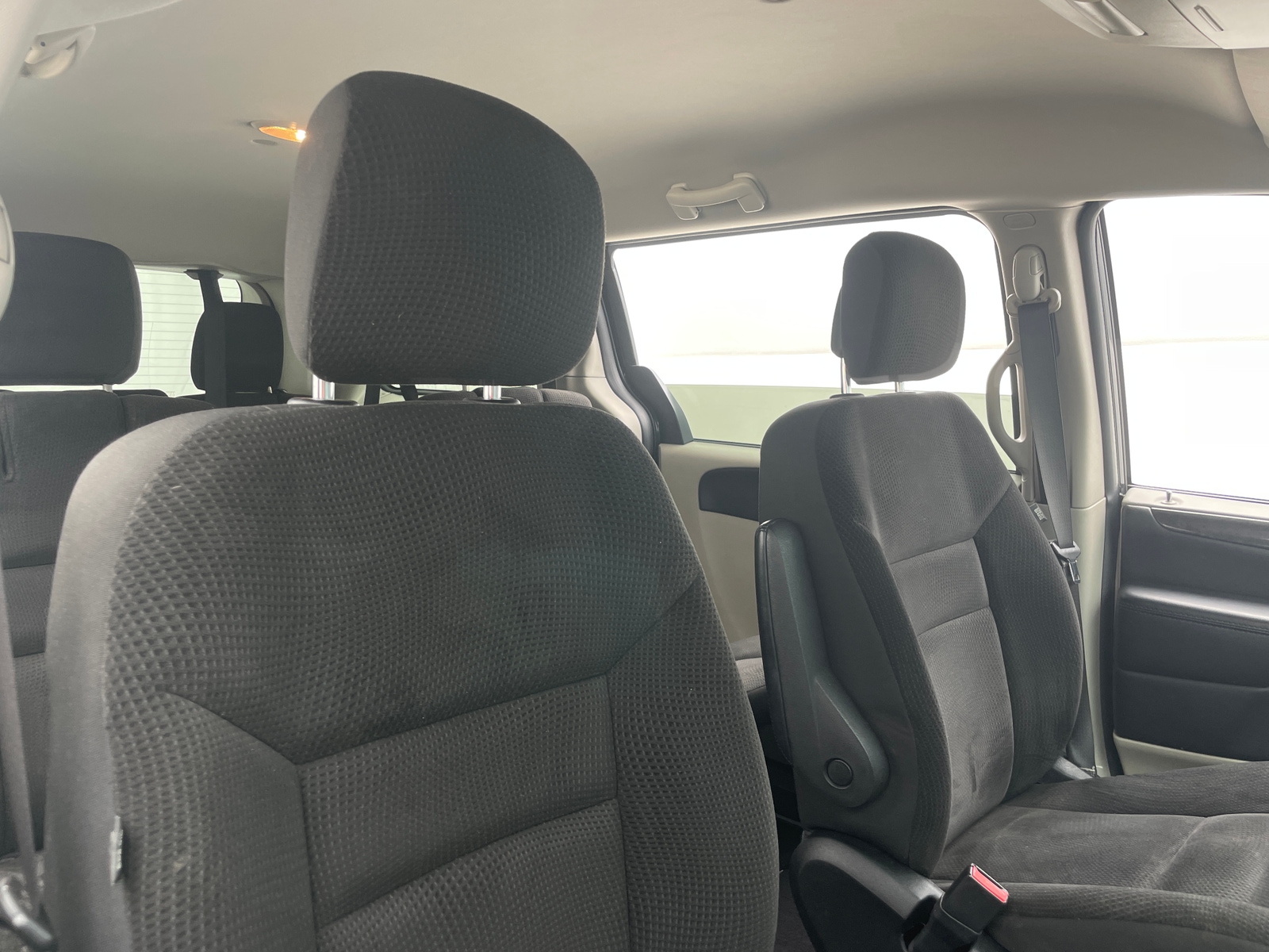 Thumbnail: 2018 Dodge Grand Caravan - 2