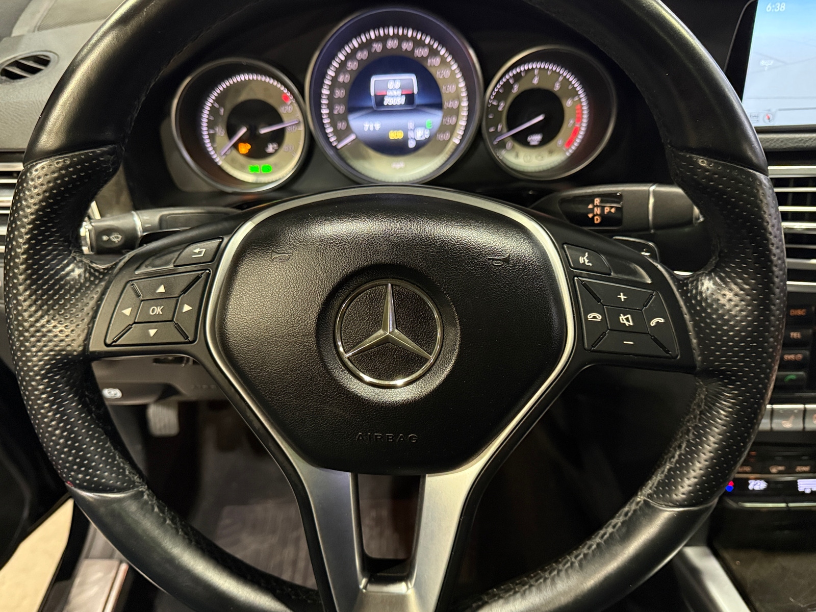 Thumbnail: 2014 Mercedes-Benz E-Class - 4