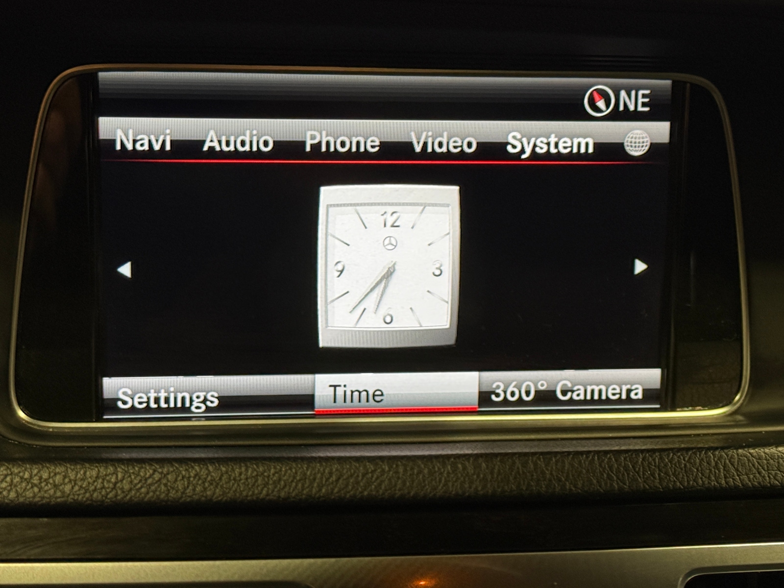 Thumbnail: 2014 Mercedes-Benz E-Class - 3