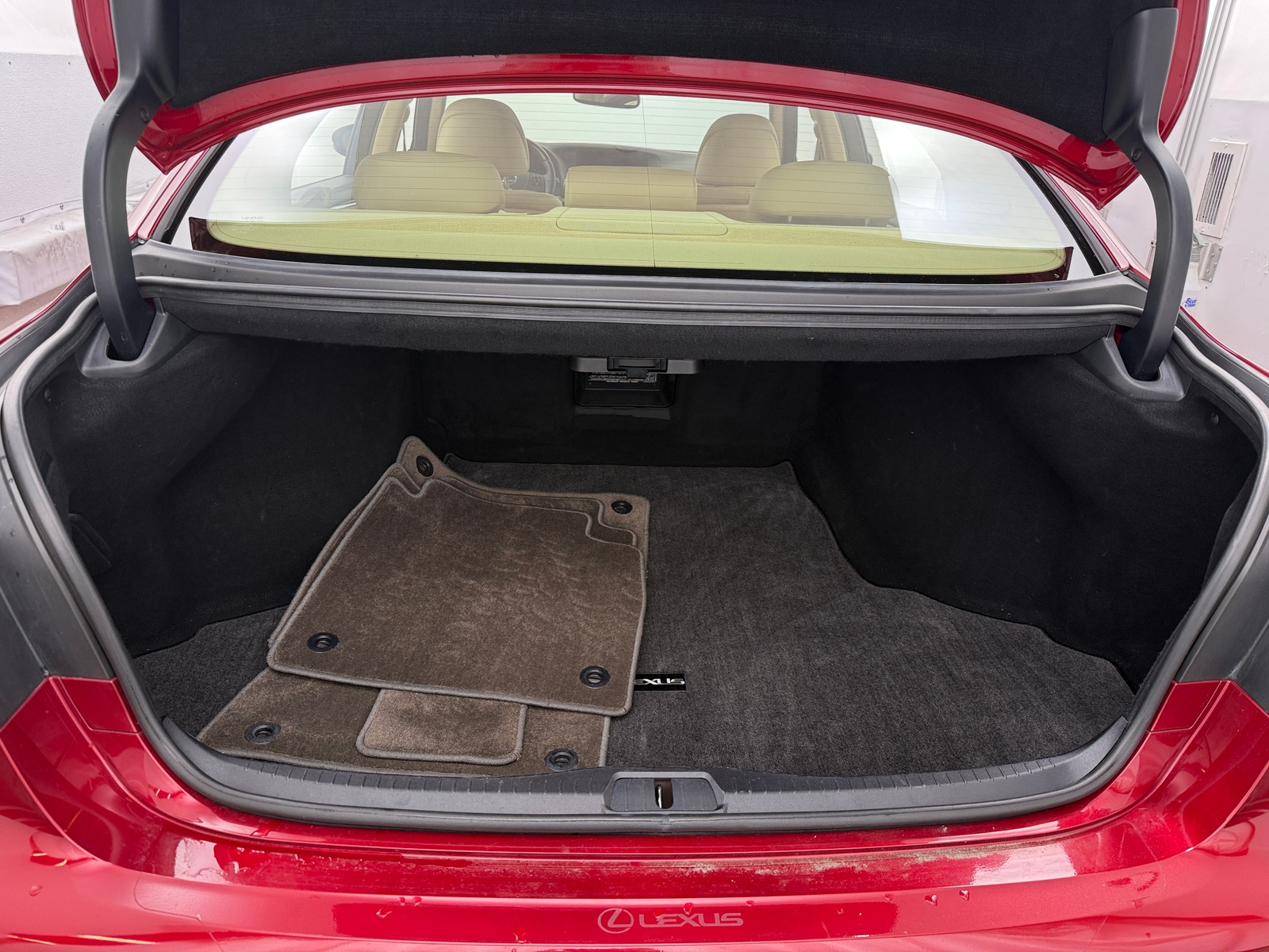 Thumbnail: 2015 Lexus LS - 6